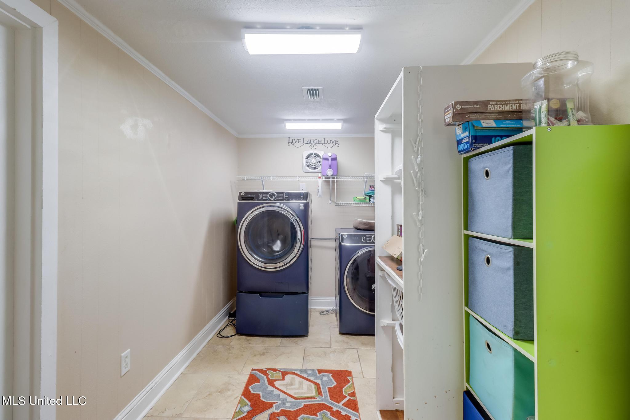 409 Linda Drive Property Photo 11