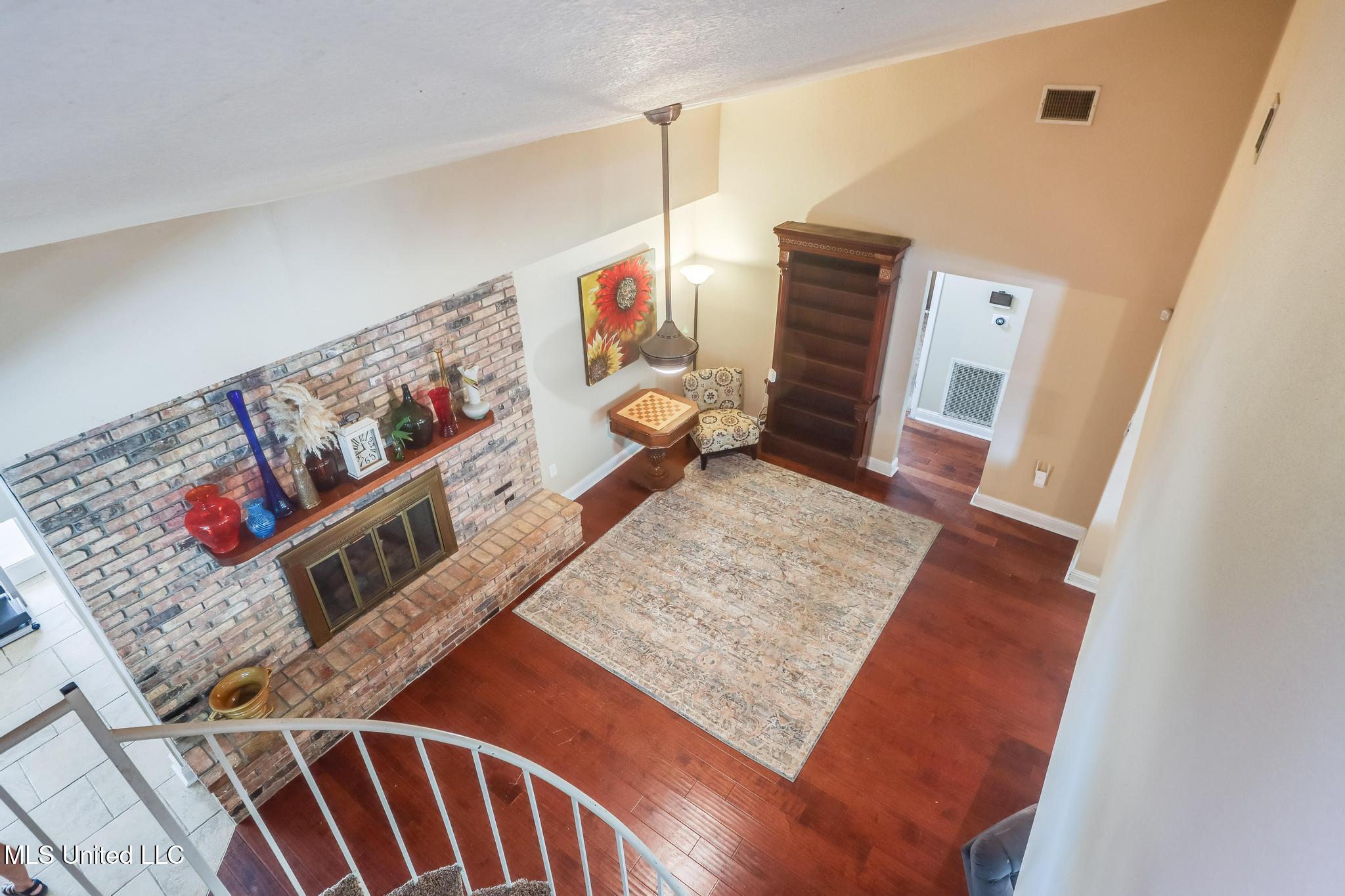409 Linda Drive Property Photo 12