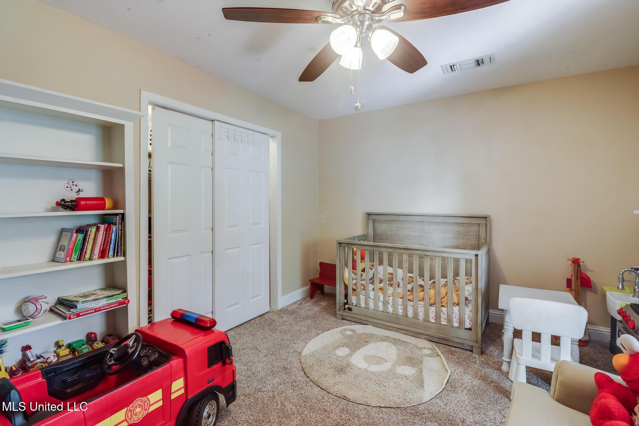 409 Linda Drive Property Photo 16