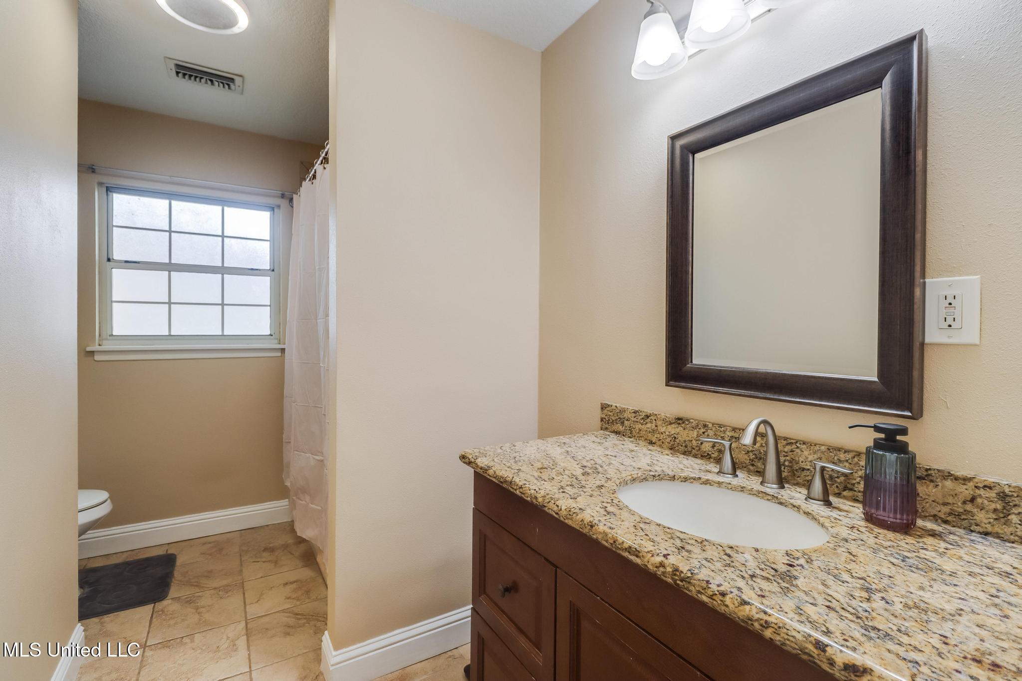 409 Linda Drive Property Photo 17