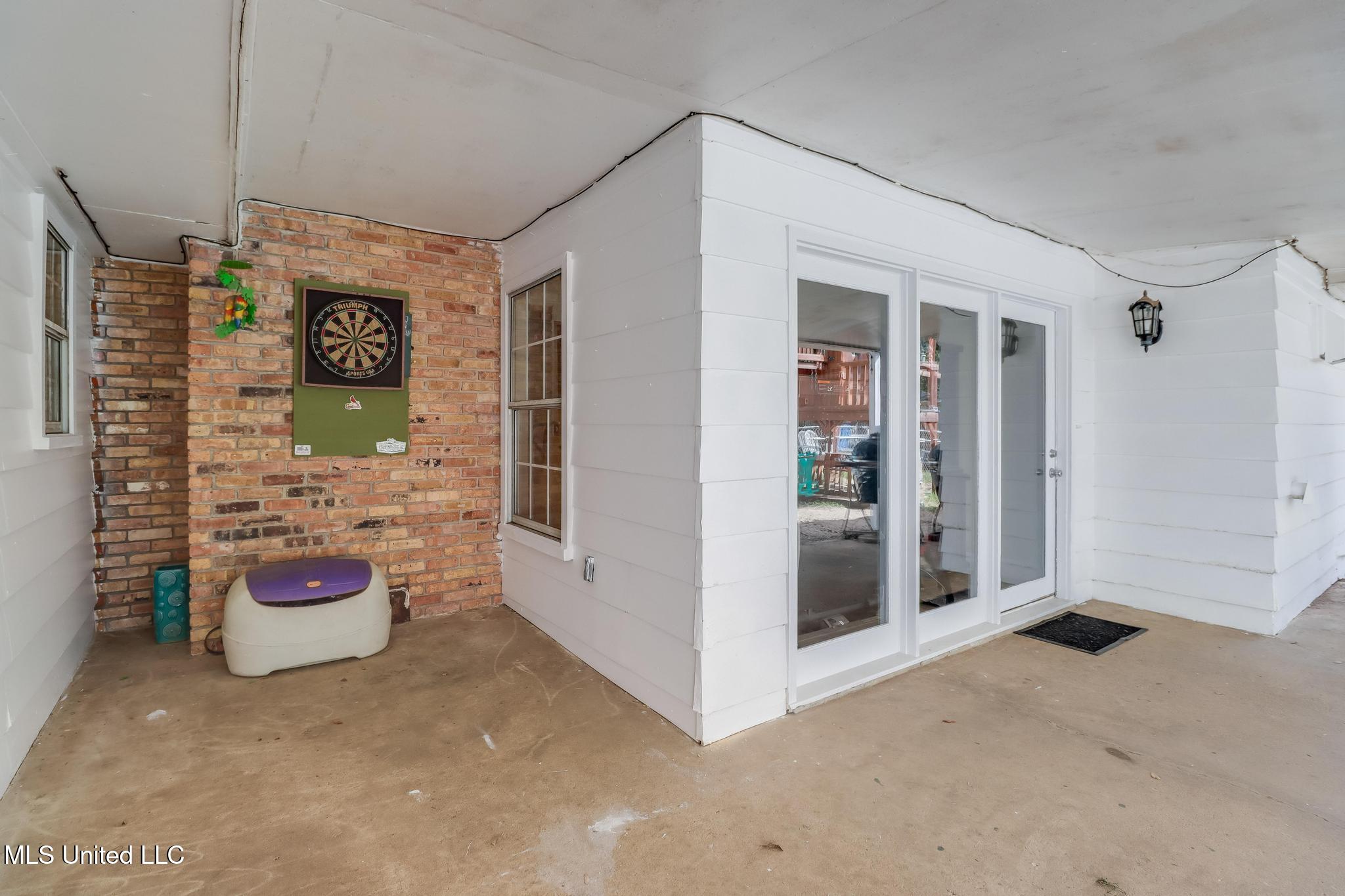 409 Linda Drive Property Photo 27