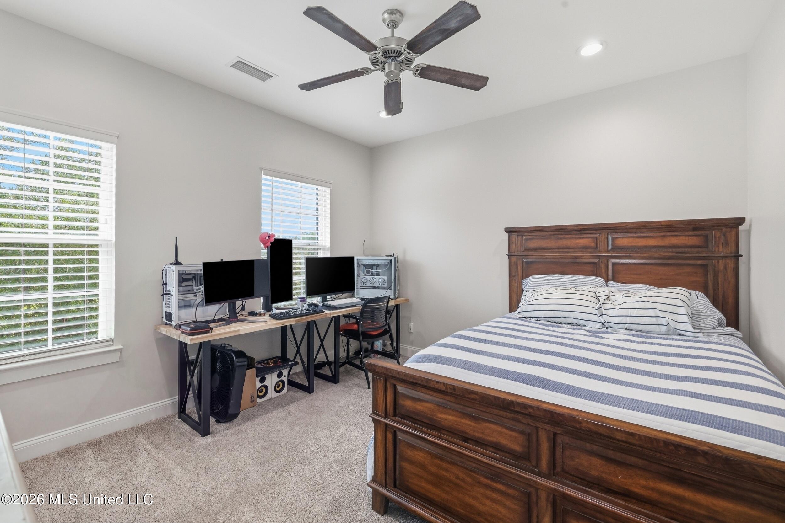 12674 Amory Avenue Property Photo 35
