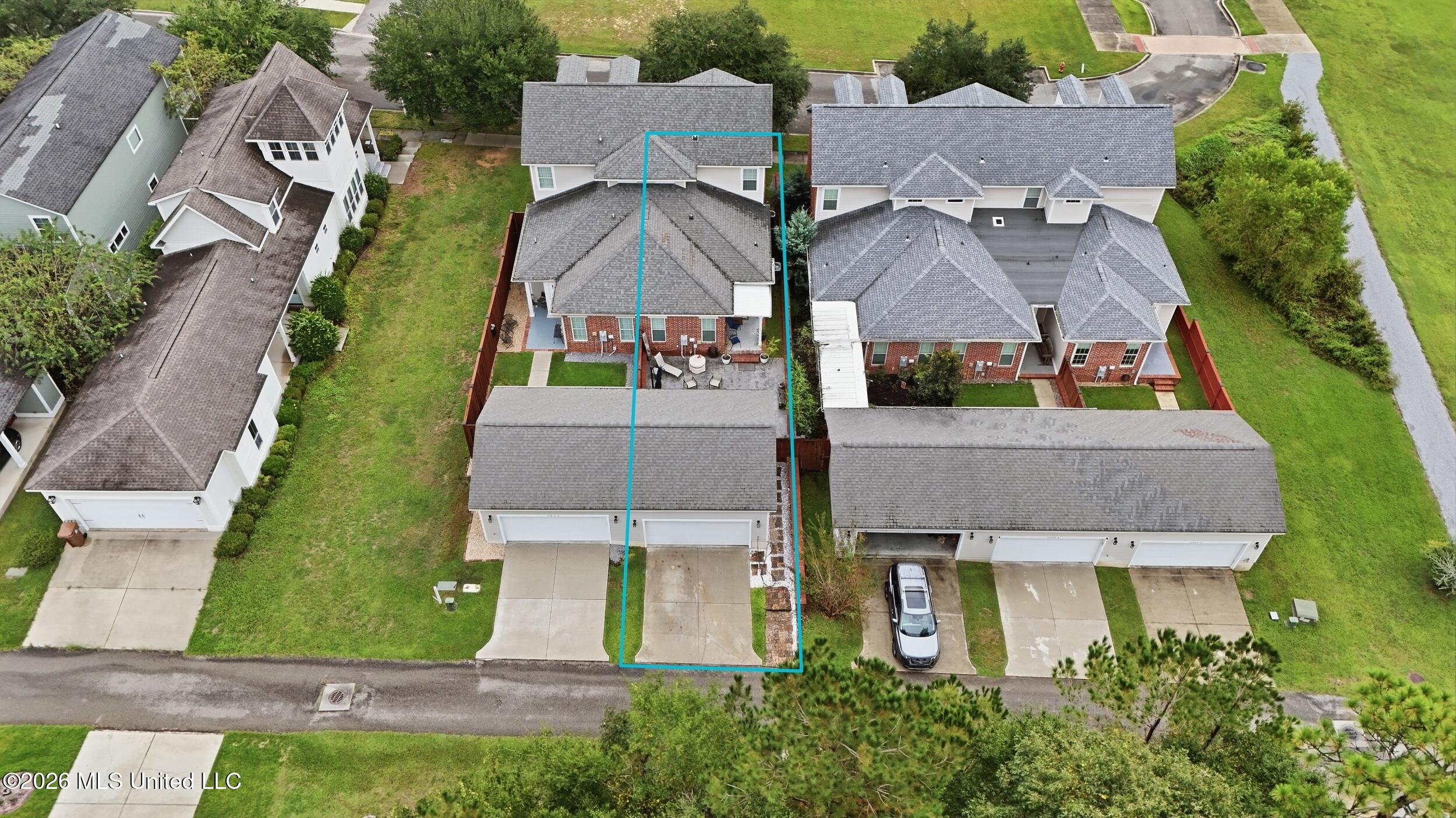 12674 Amory Avenue Property Photo 47