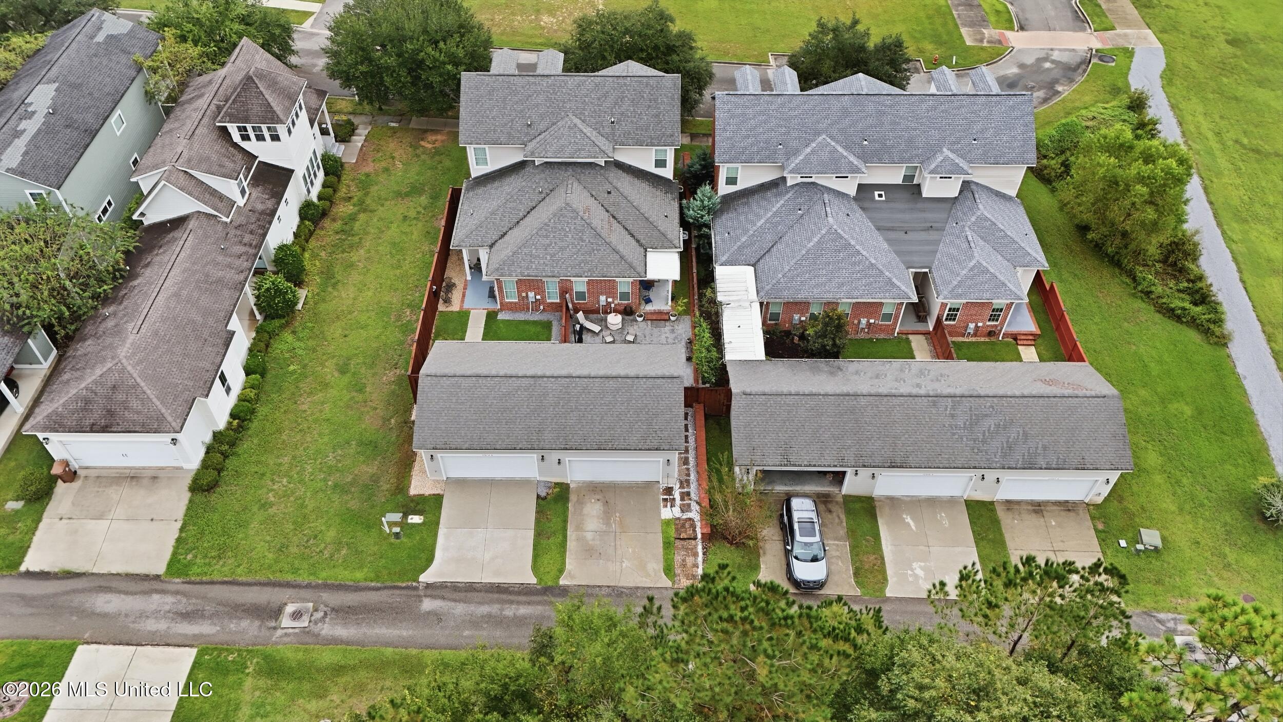 12674 Amory Avenue Property Photo 48