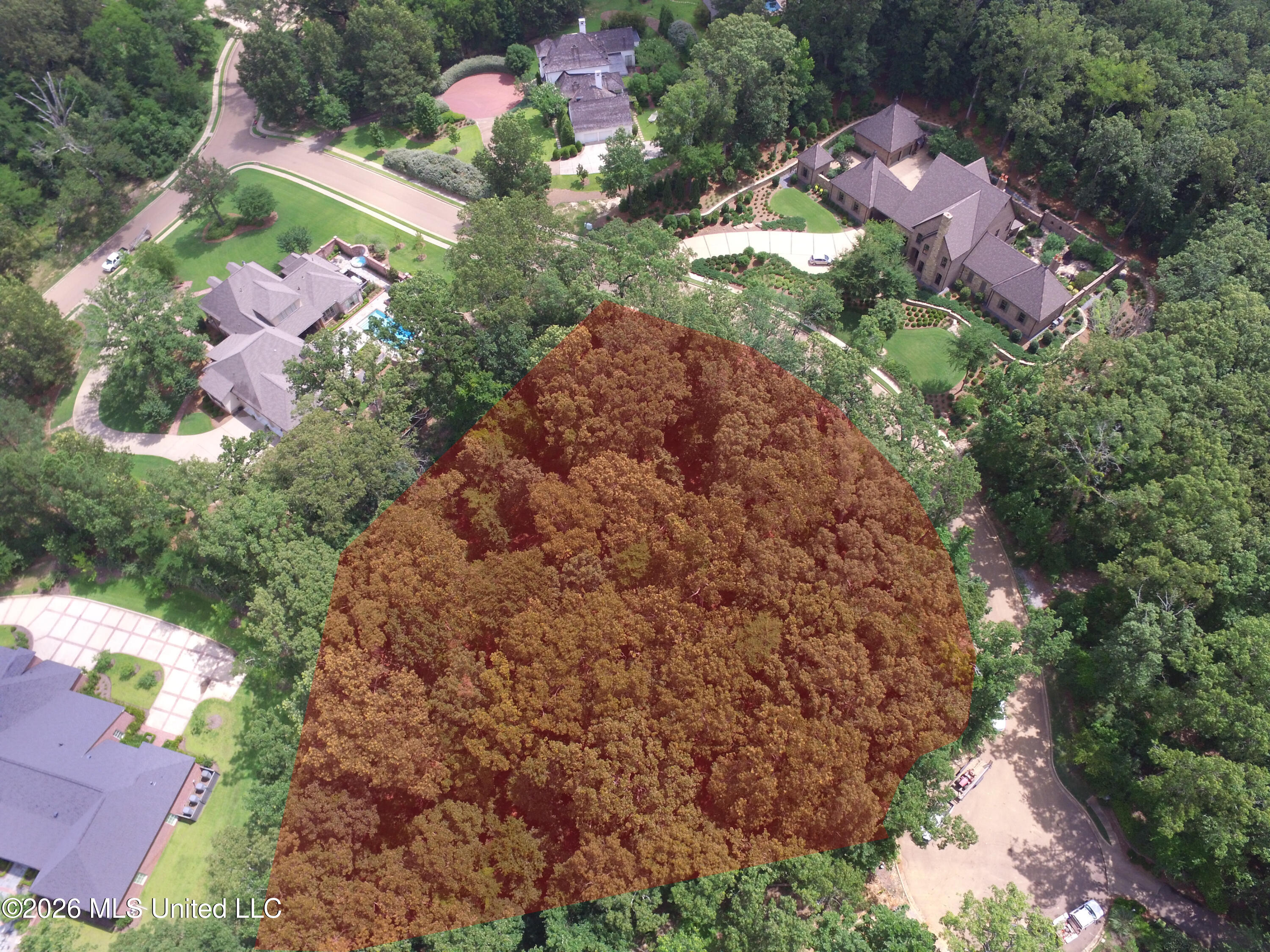 103 Woodmont Cove Property Photo 3