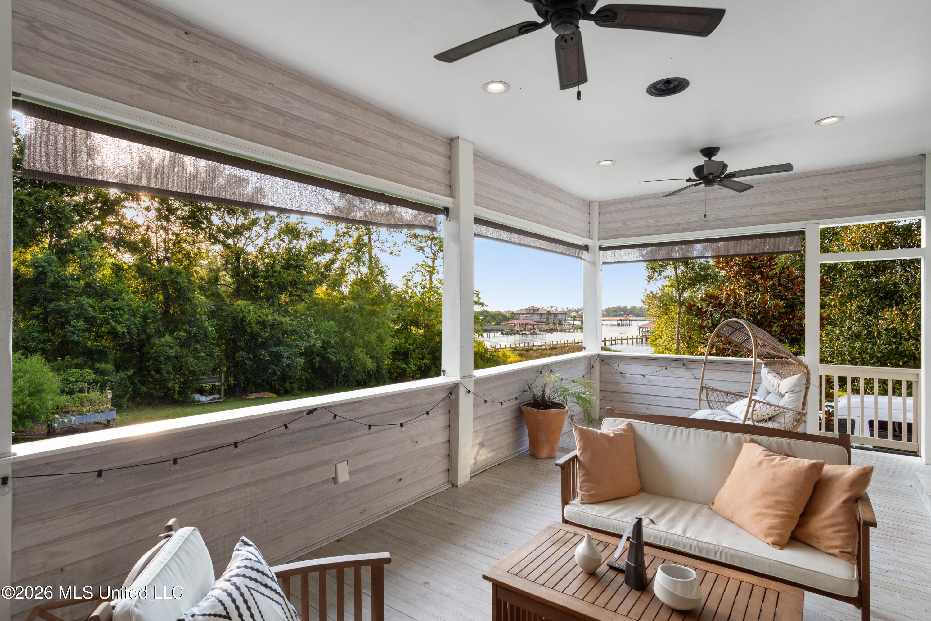 1305 Fort Street Property Photo 4