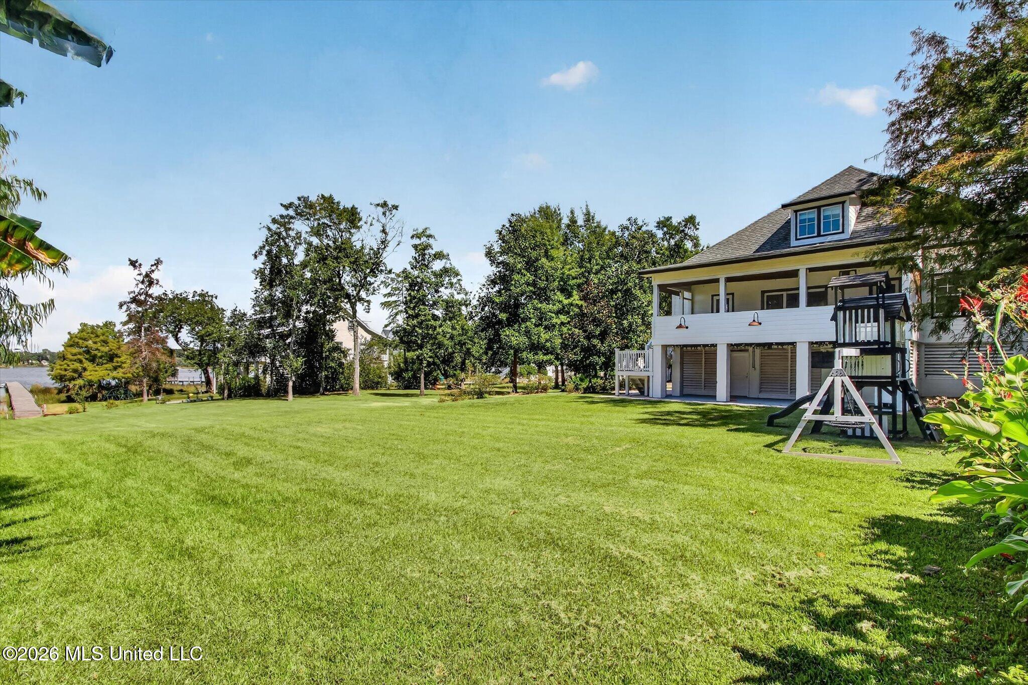 1305 Fort Street Property Photo 70