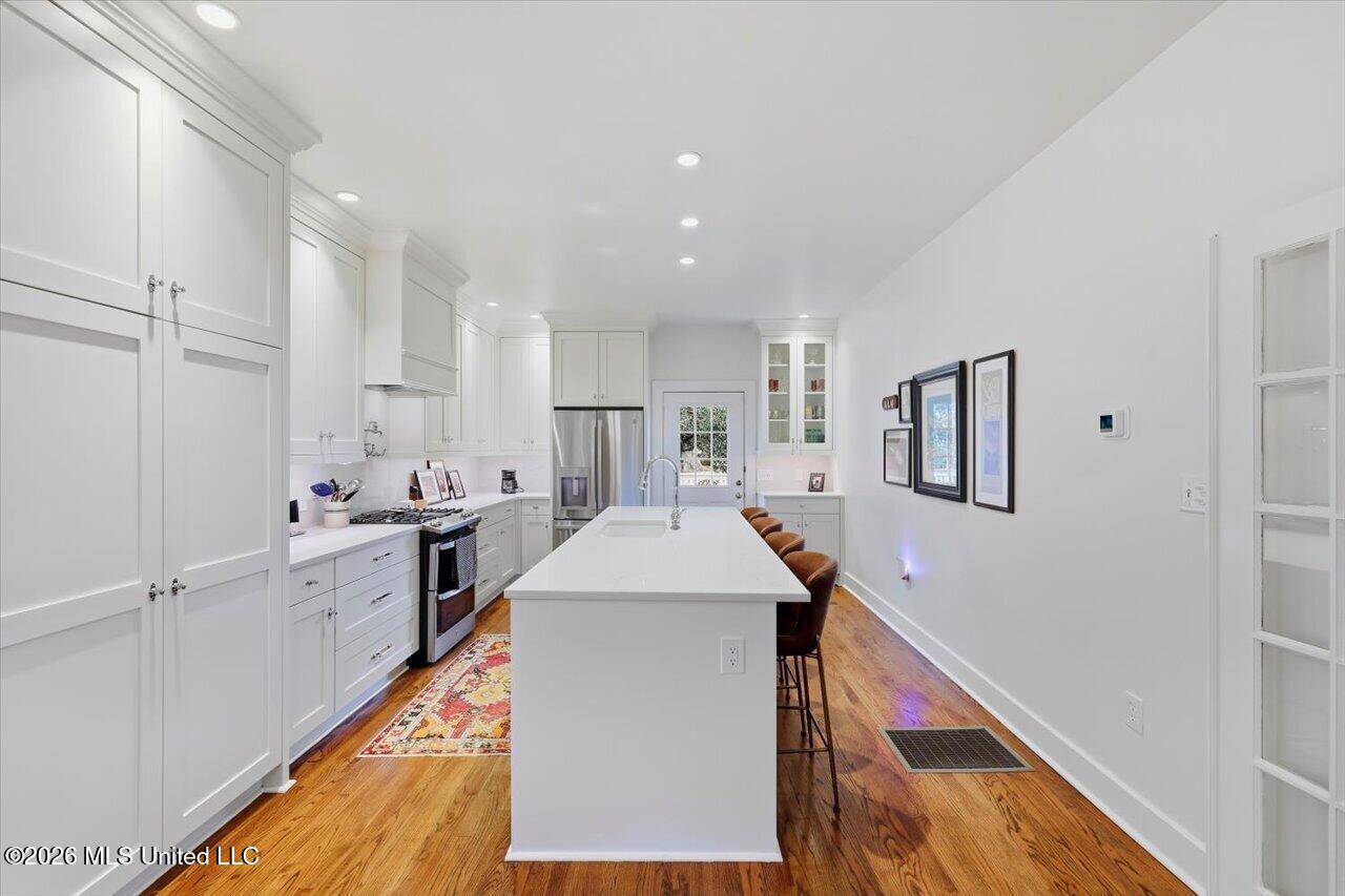 203 Jefferson Street Property Photo 8