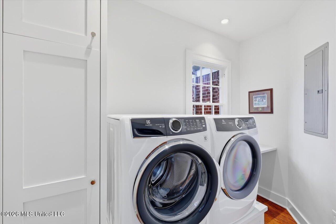 203 Jefferson Street Property Photo 26