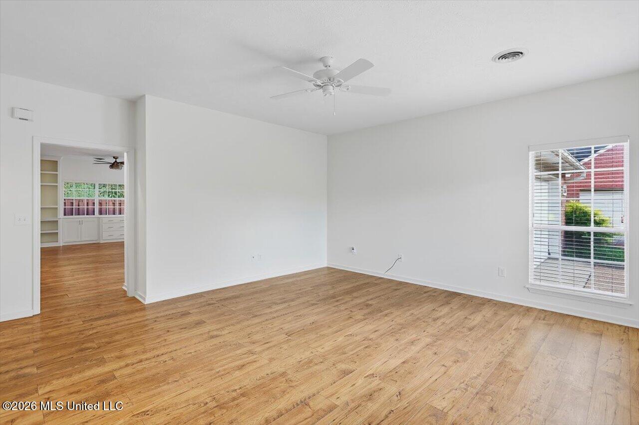 213 Twin Property Photo 5