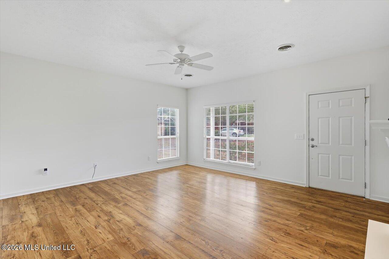 213 Twin Property Photo 8