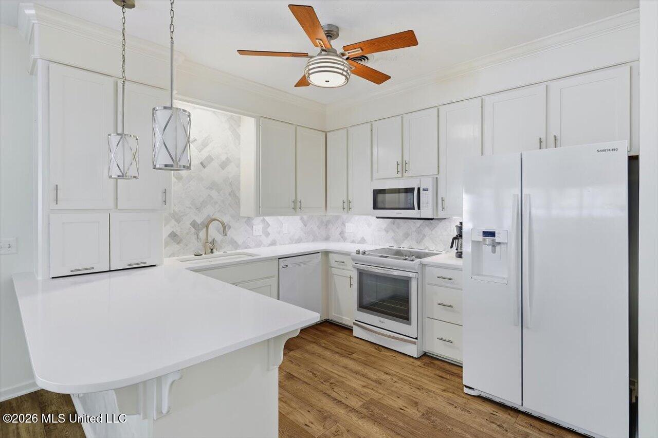 213 Twin Property Photo 9