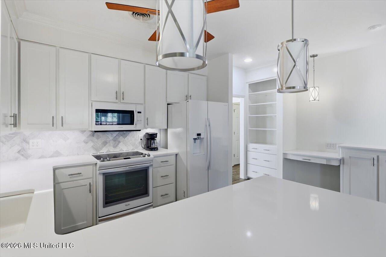 213 Twin Property Photo 11