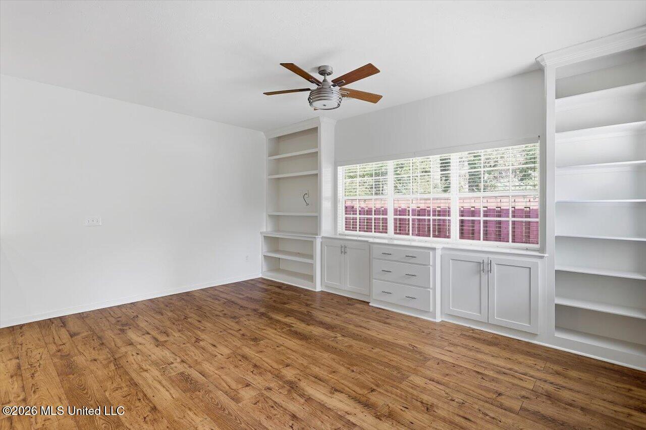 213 Twin Property Photo 15