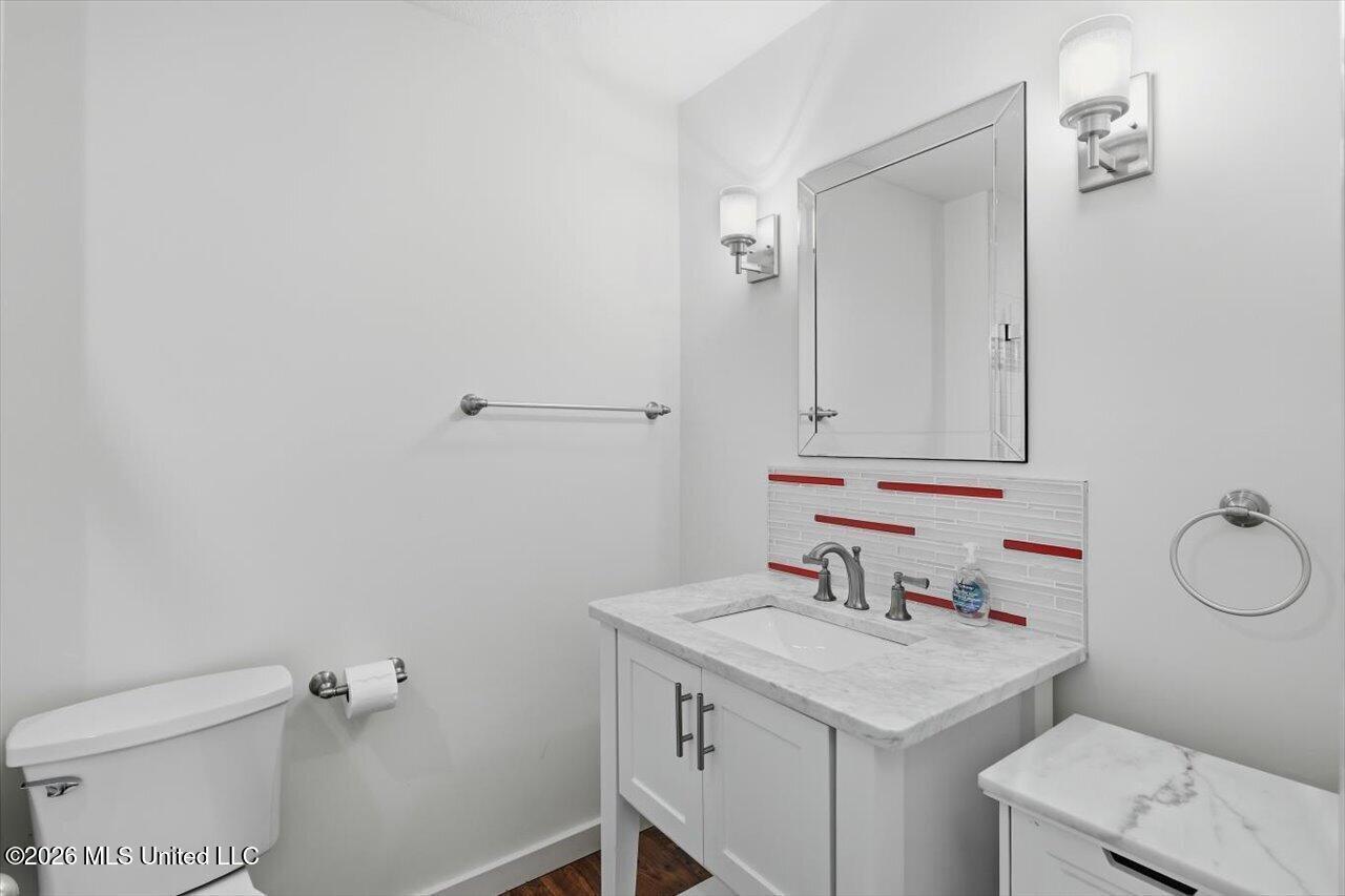 213 Twin Property Photo 20