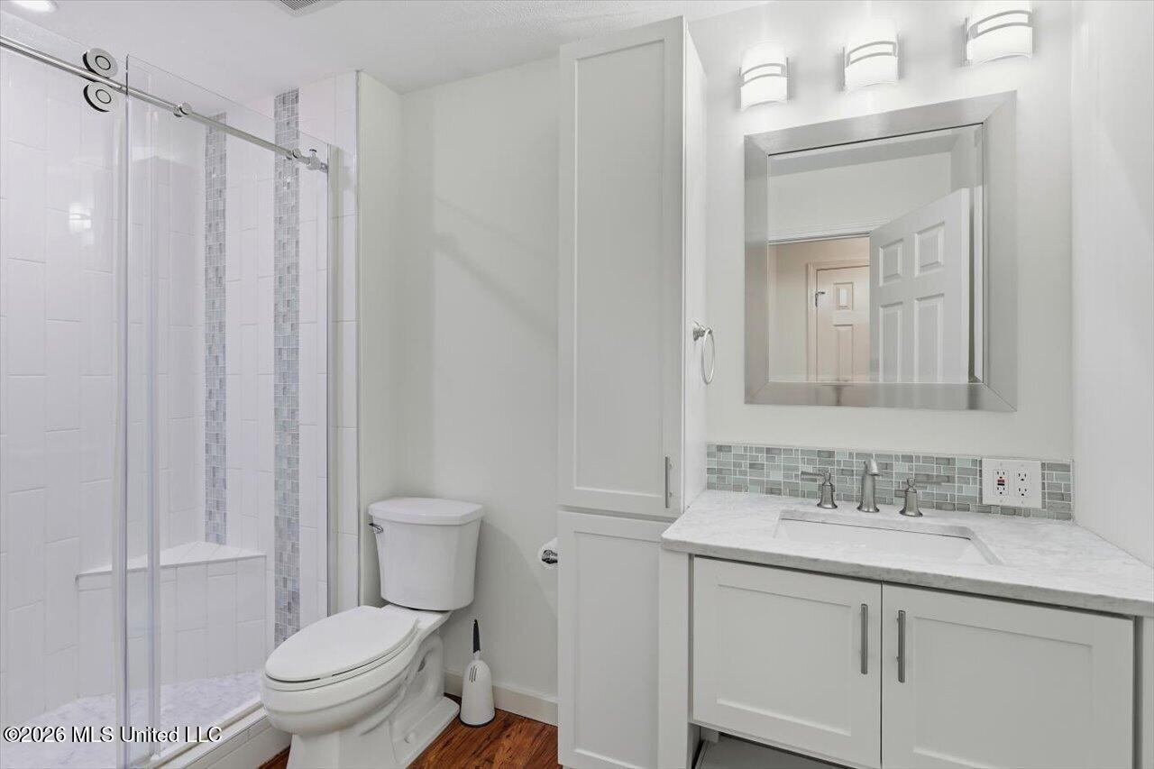 213 Twin Property Photo 24
