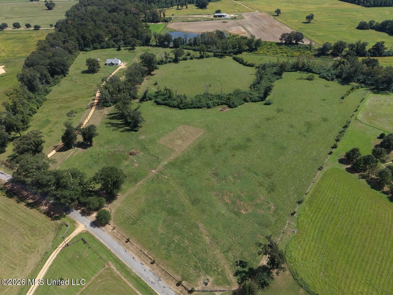 6793 Brown Road Property Photo 9