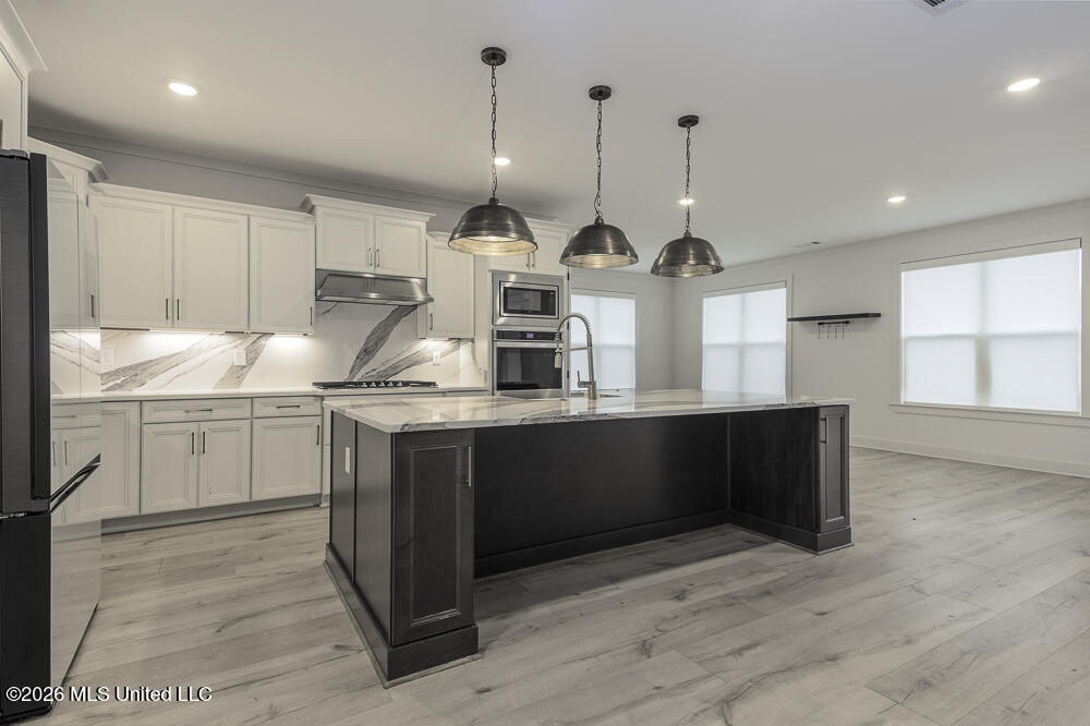 13764 River Grove Lane Property Photo 32