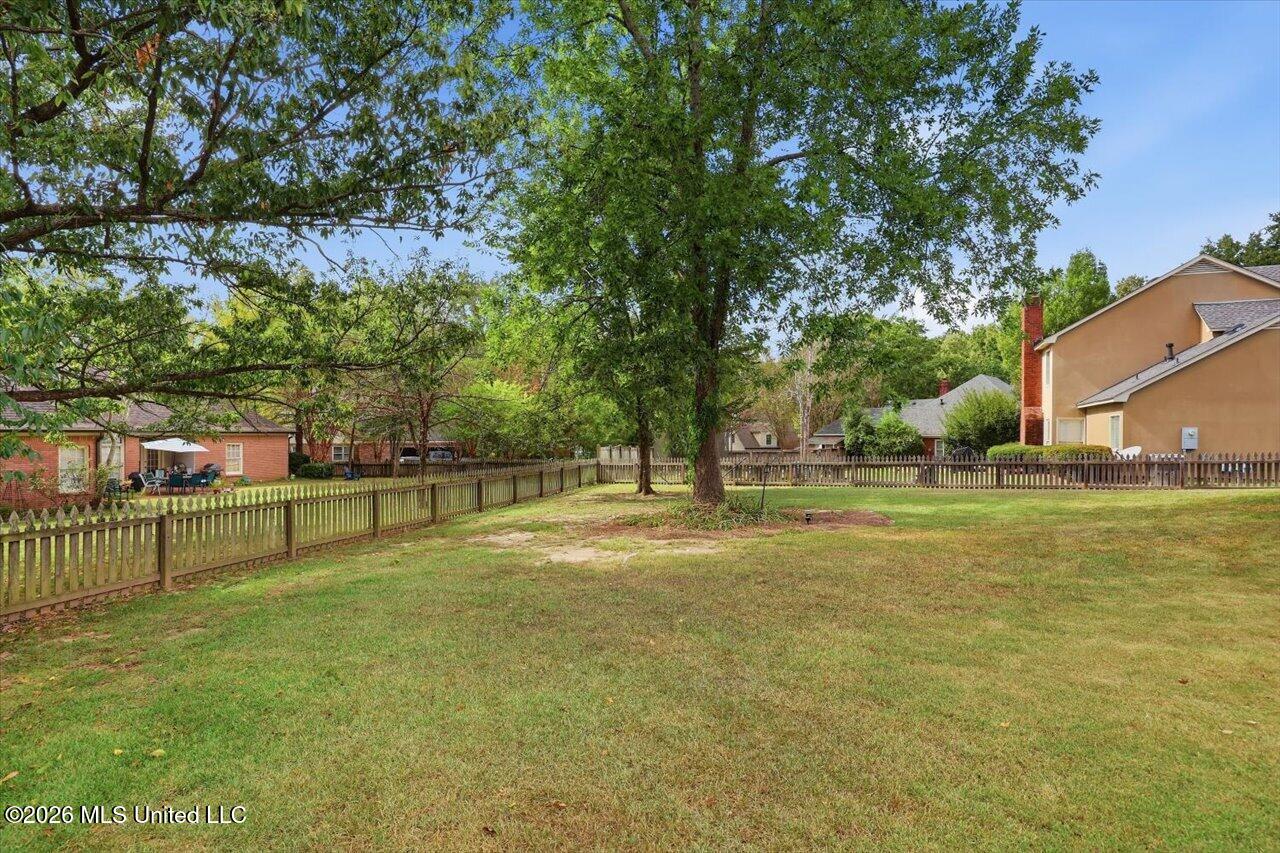 206 Hillside Street Property Photo 40