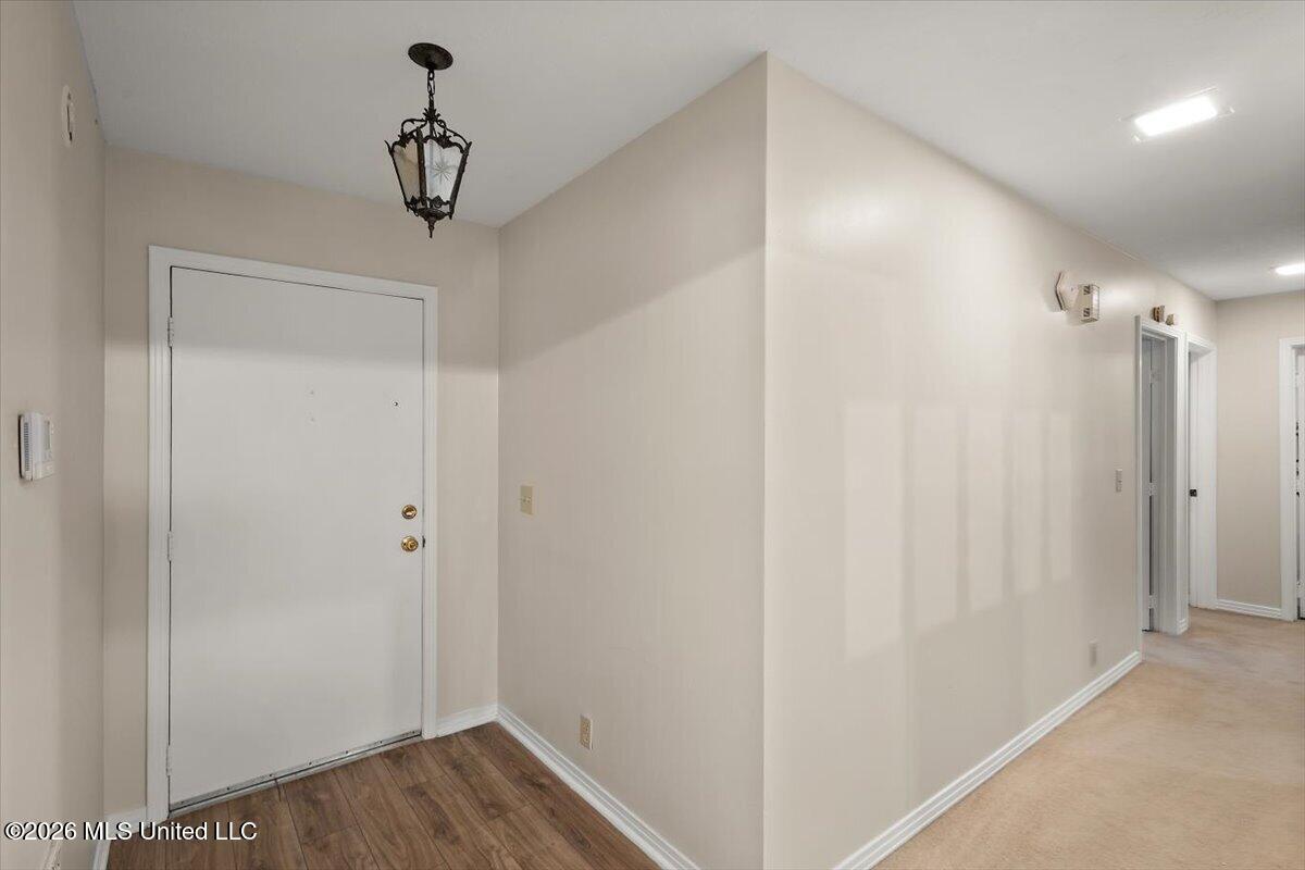 55 Sunline Drive Property Photo 5