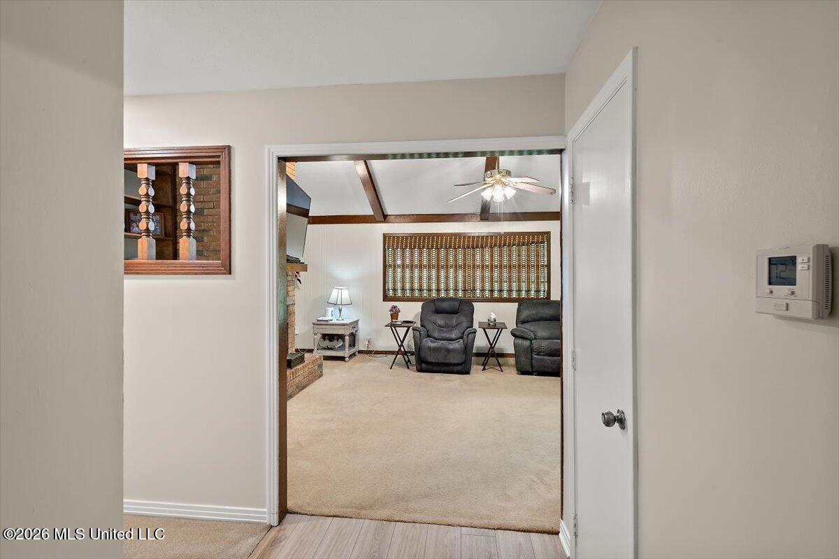 55 Sunline Drive Property Photo 6