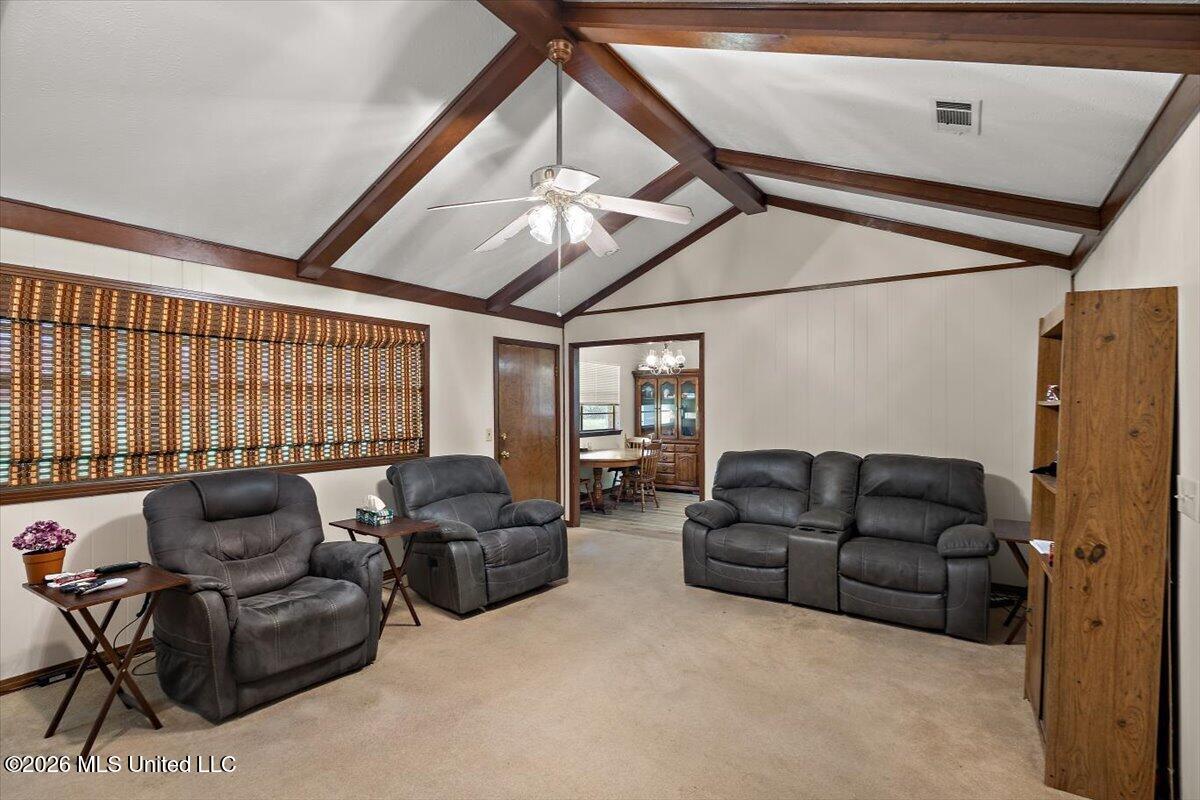 55 Sunline Drive Property Photo 7
