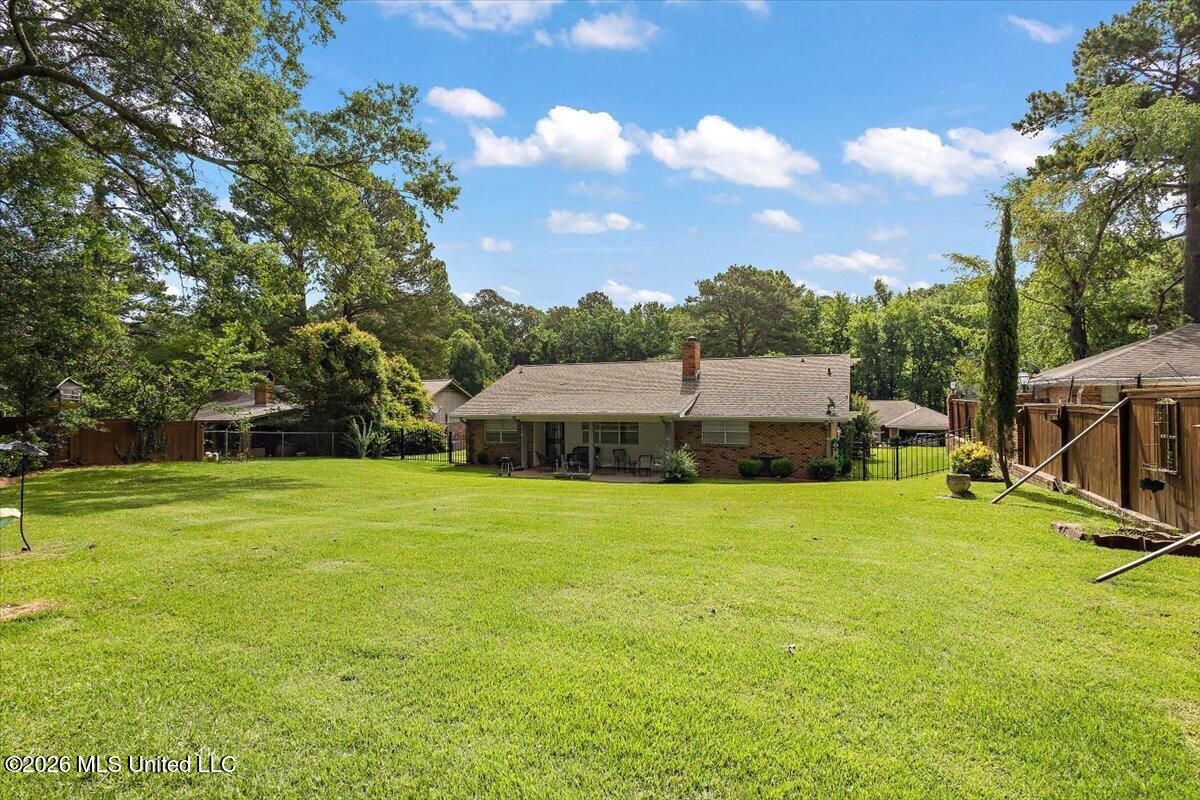 55 Sunline Drive Property Photo 24