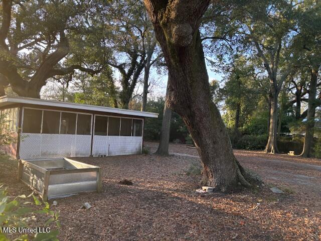 205 Hopkins Boulevard Property Photo 4