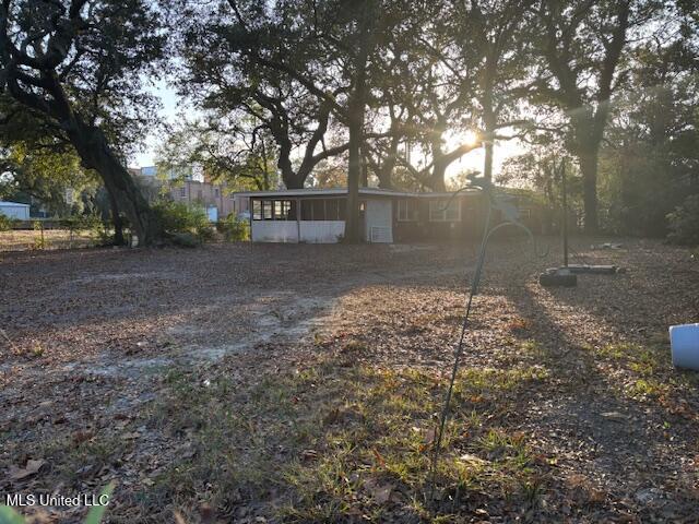 205 Hopkins Boulevard Property Photo 5