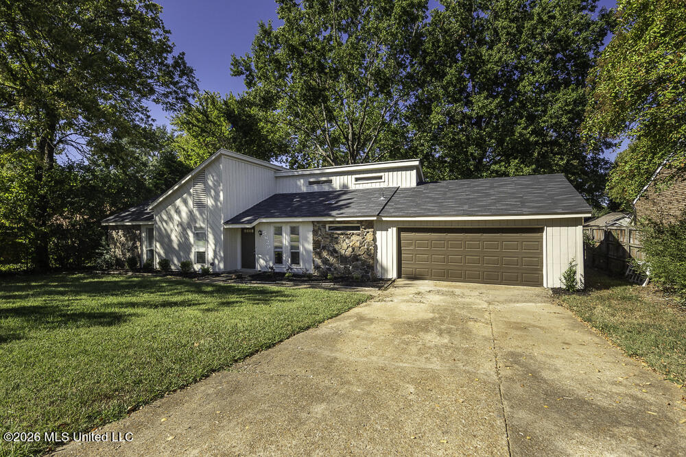 5629 Ridgetop Drive Property Photo 3