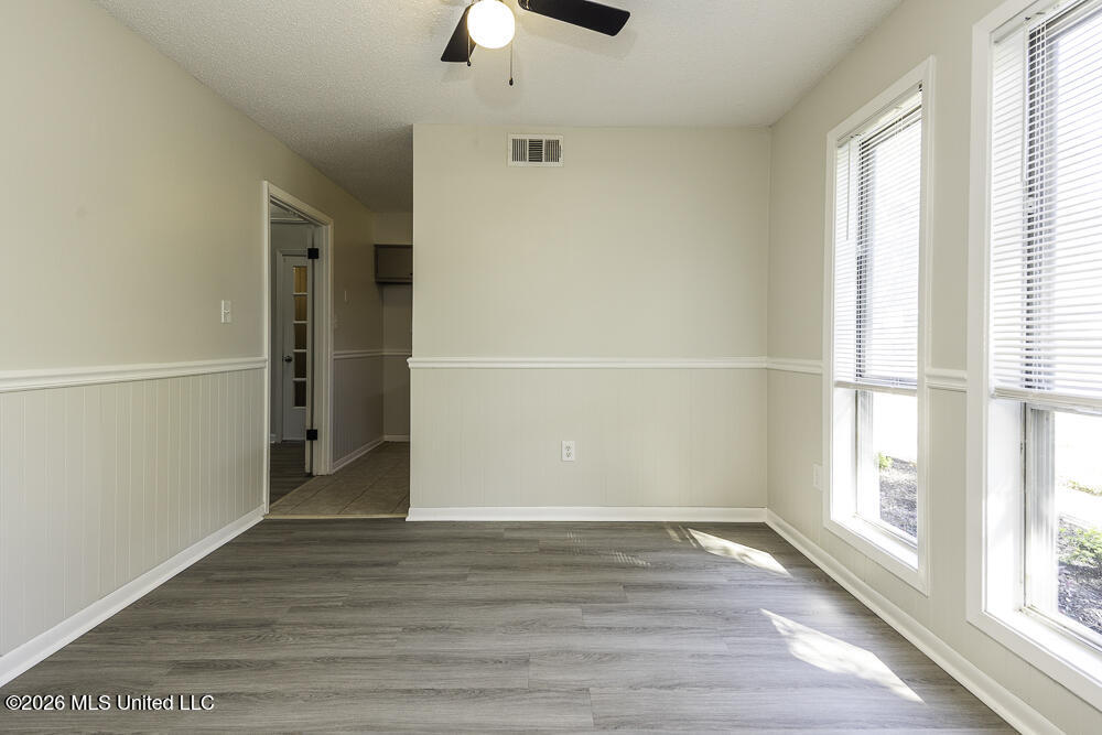 5629 Ridgetop Drive Property Photo 7