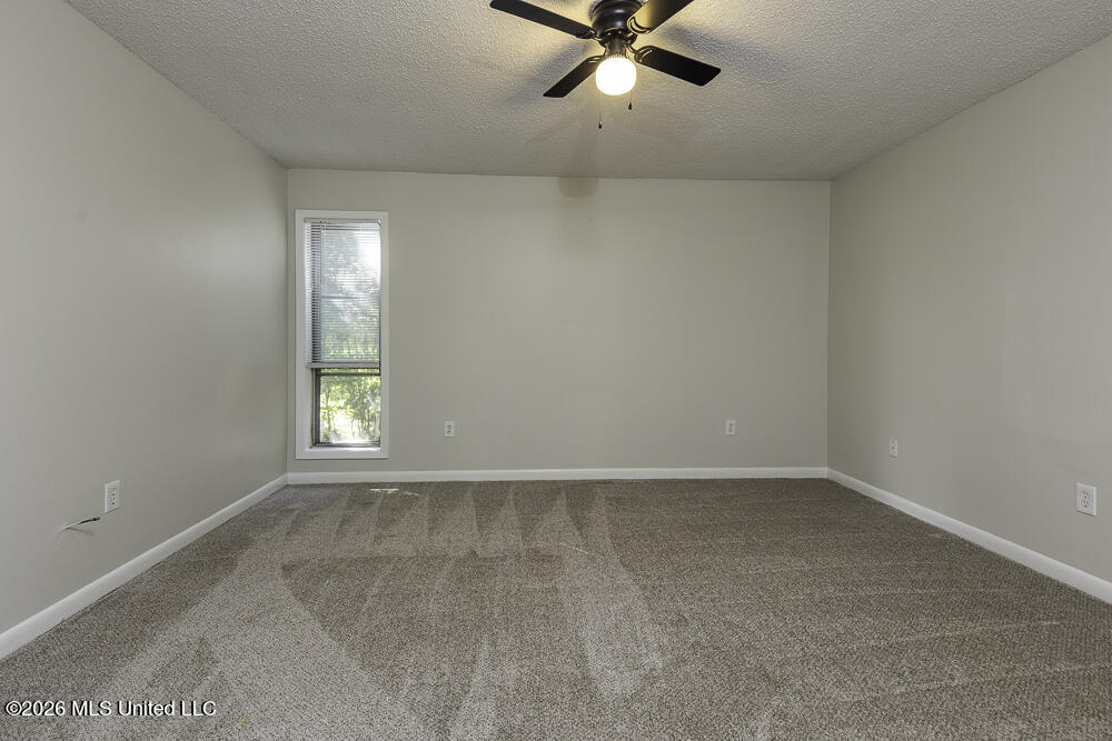 5629 Ridgetop Drive Property Photo 16