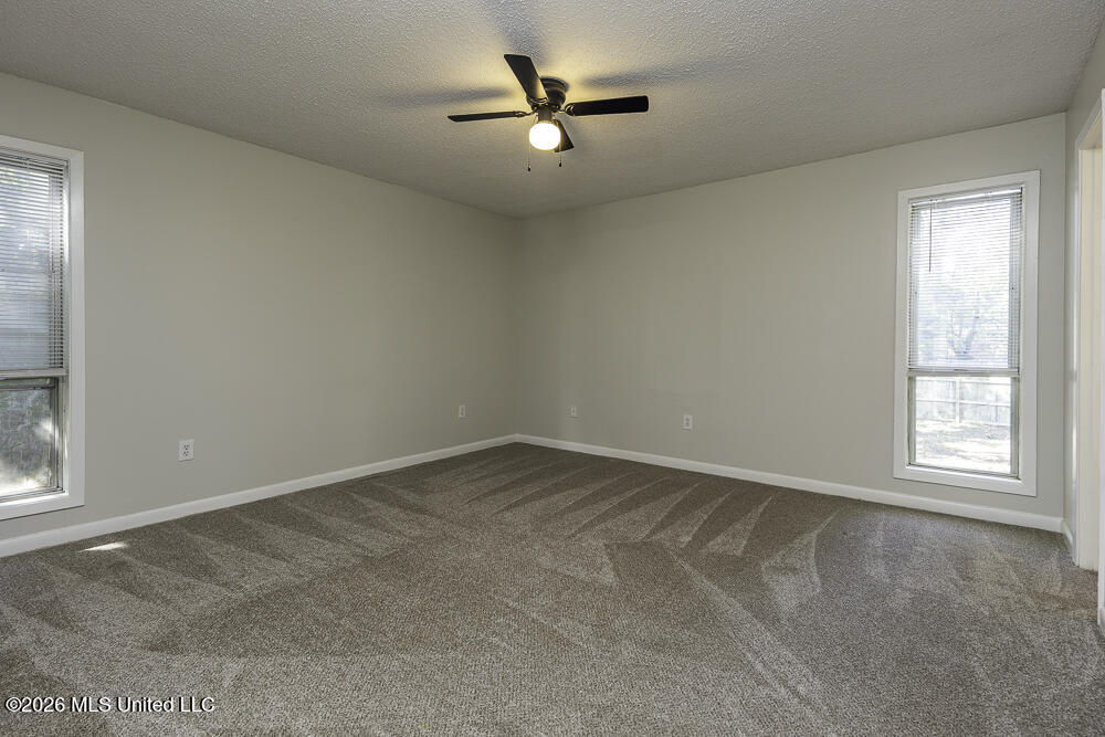 5629 Ridgetop Drive Property Photo 17