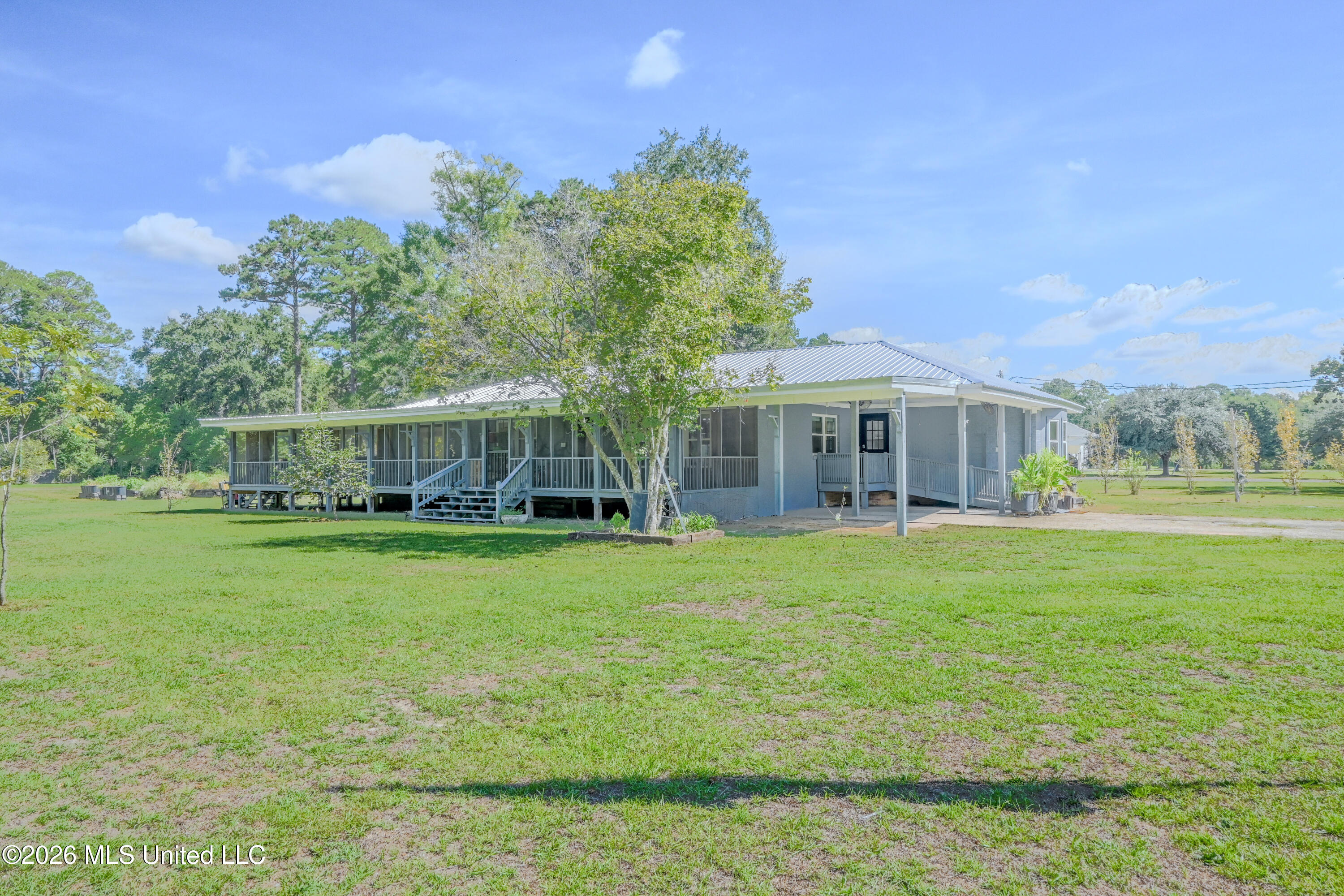 1300 Louisiana Avenue Property Photo 1