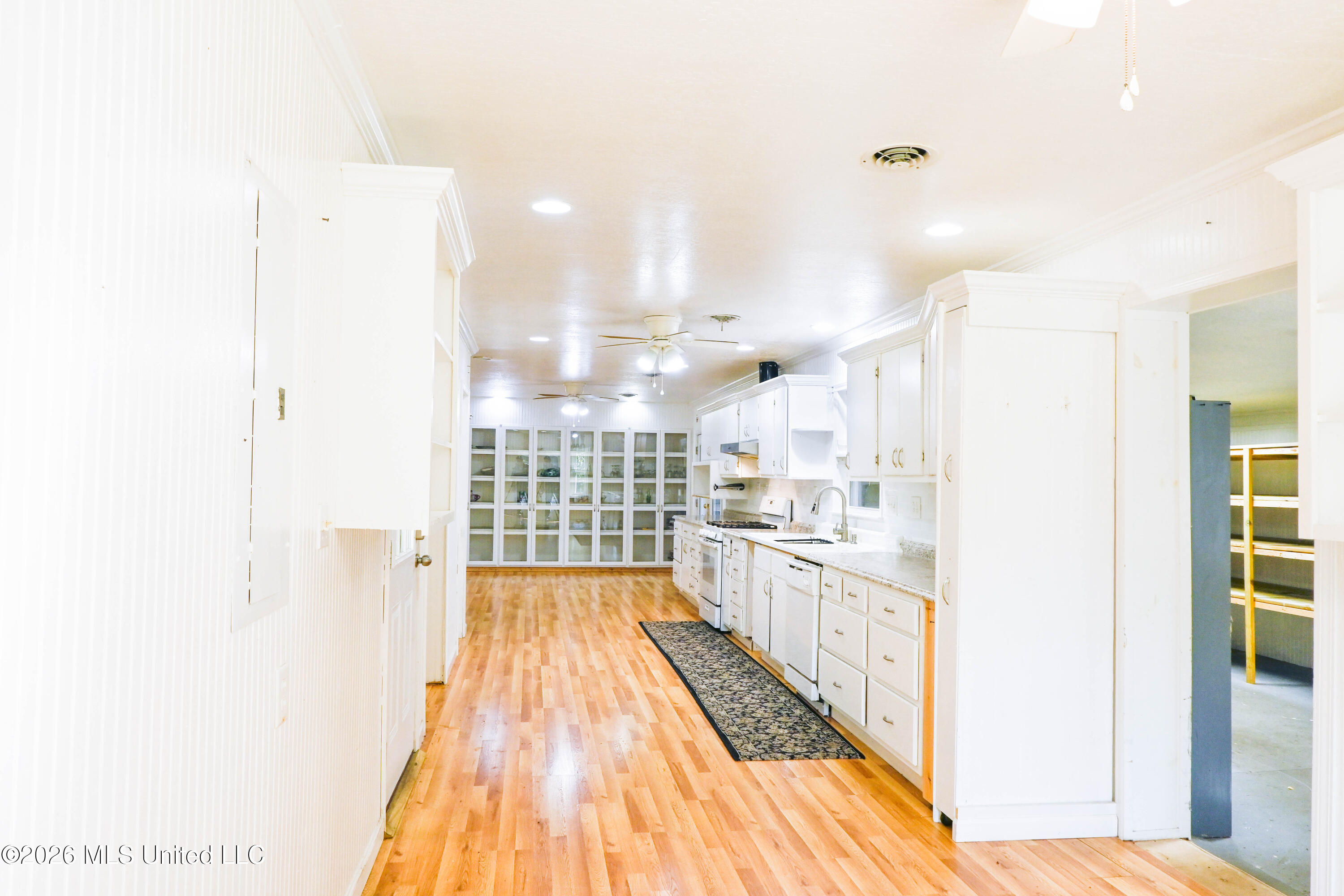 1300 Louisiana Avenue Property Photo 7