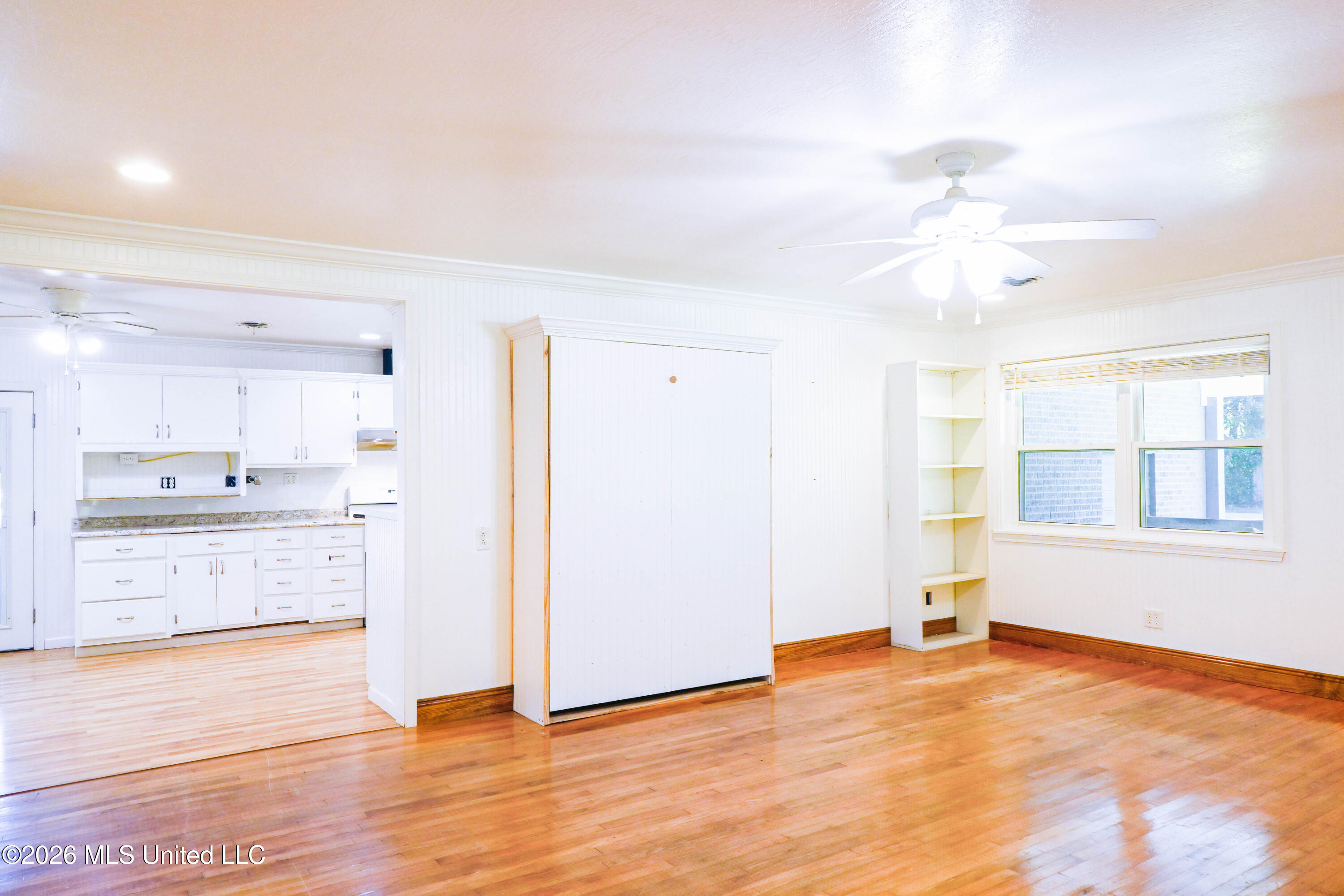 1300 Louisiana Avenue Property Photo 9