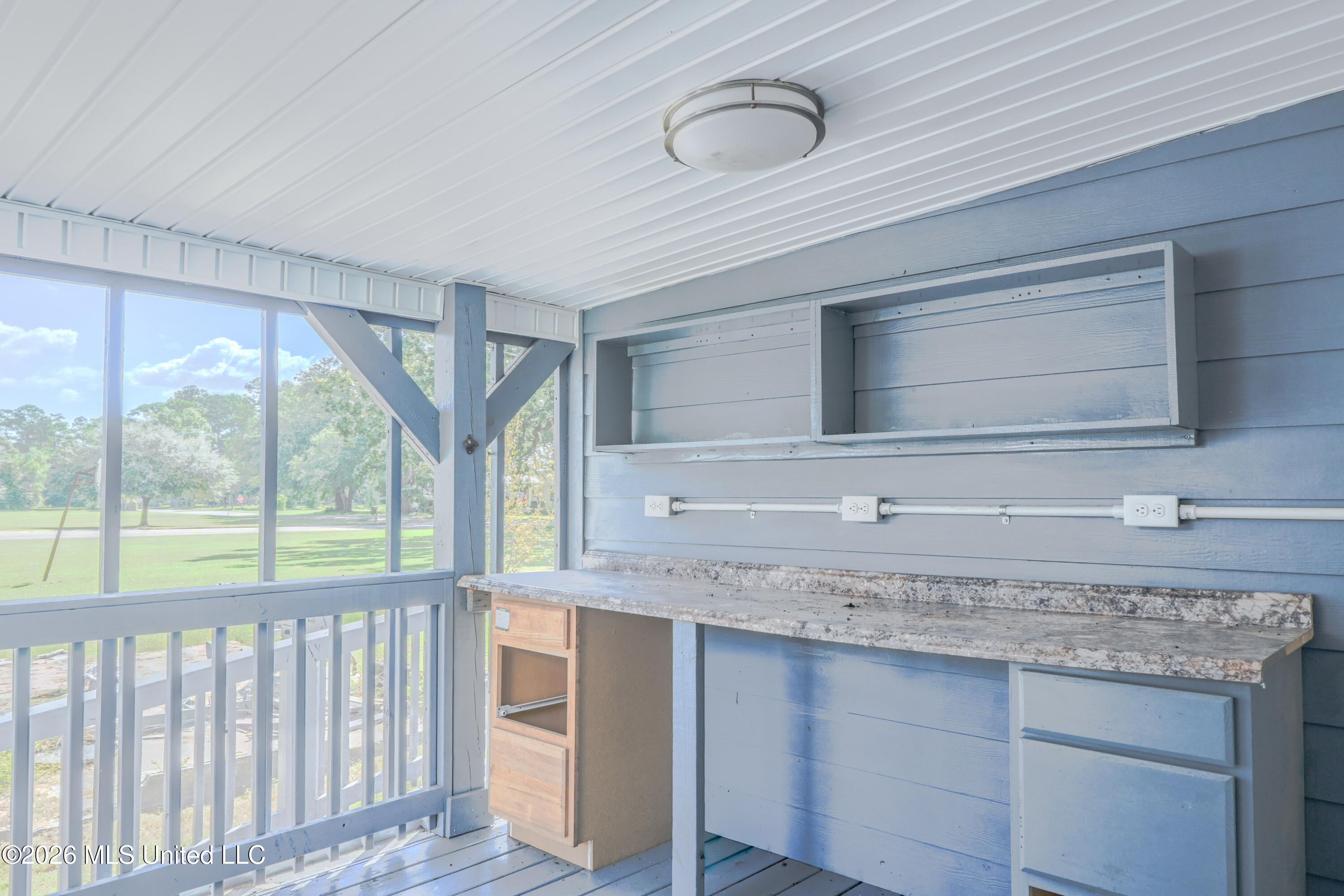 1300 Louisiana Avenue Property Photo 25