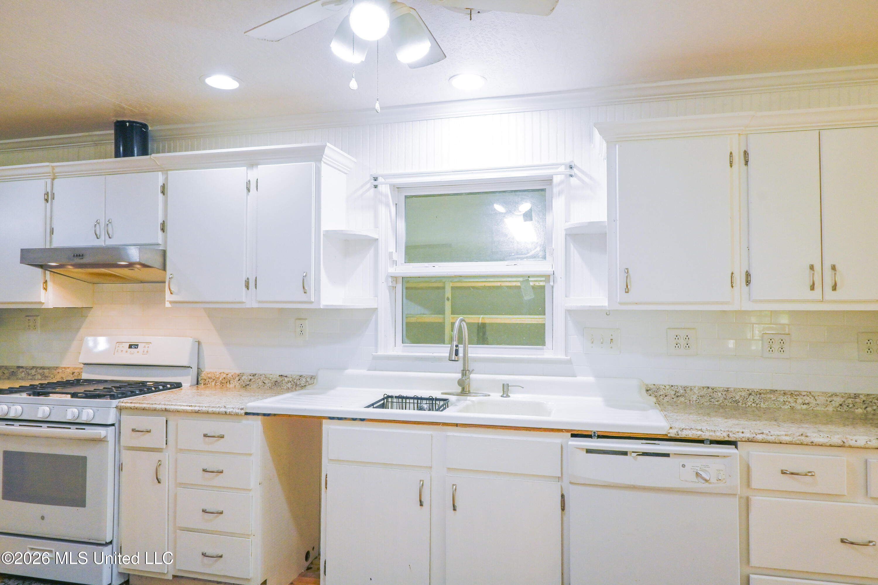 1300 Louisiana Avenue Property Photo 29