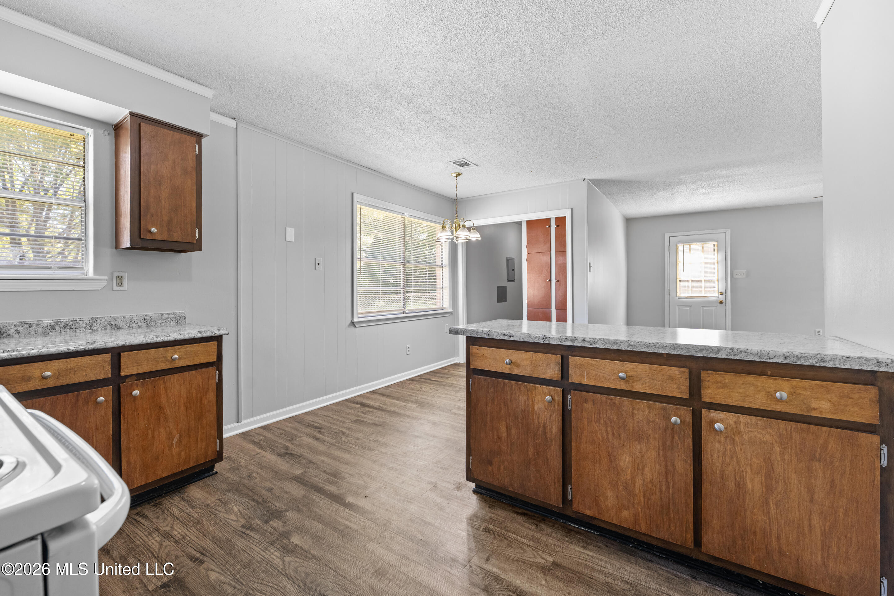 6550 Tulane Road Property Photo 12