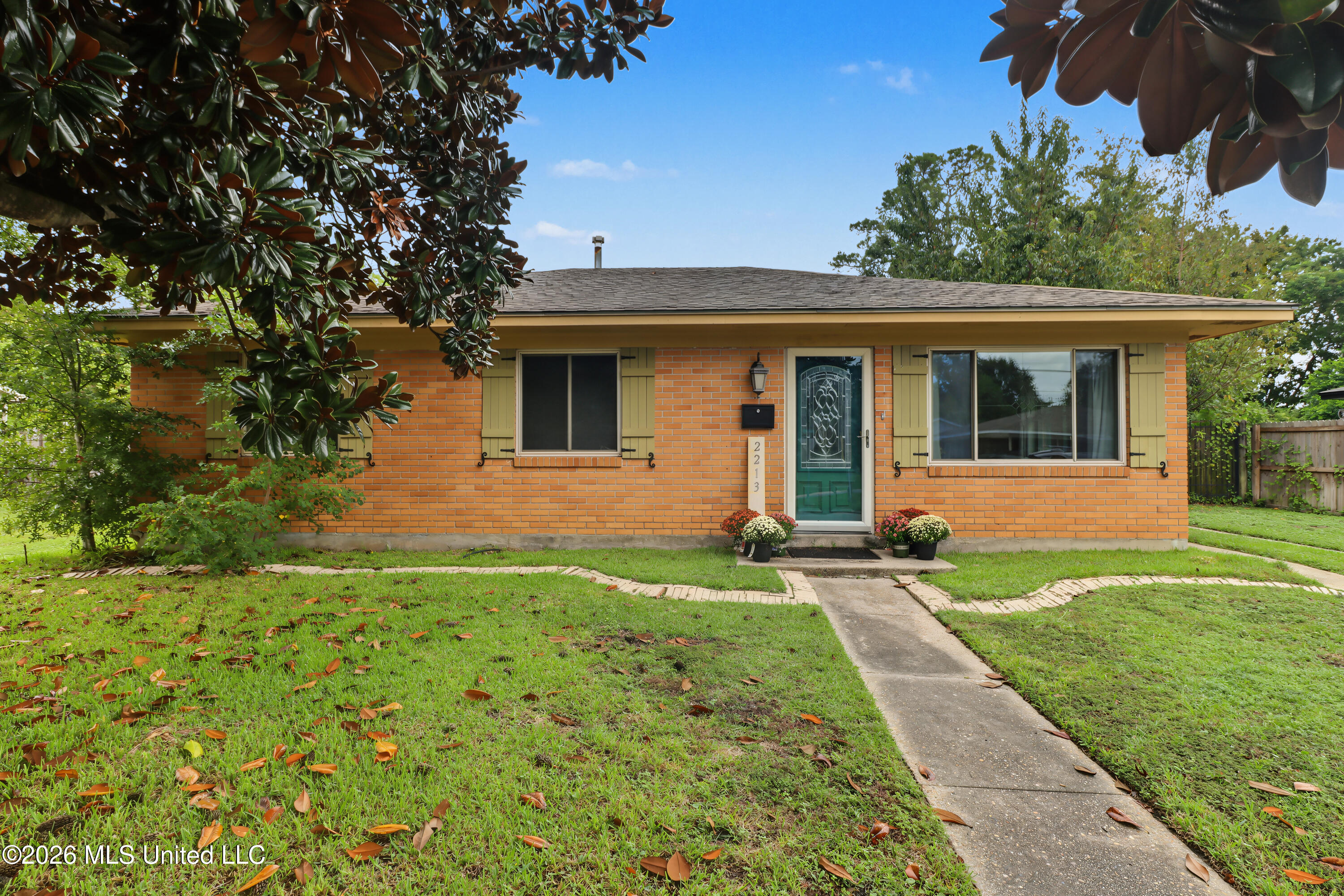 2213 North Street Property Photo 1