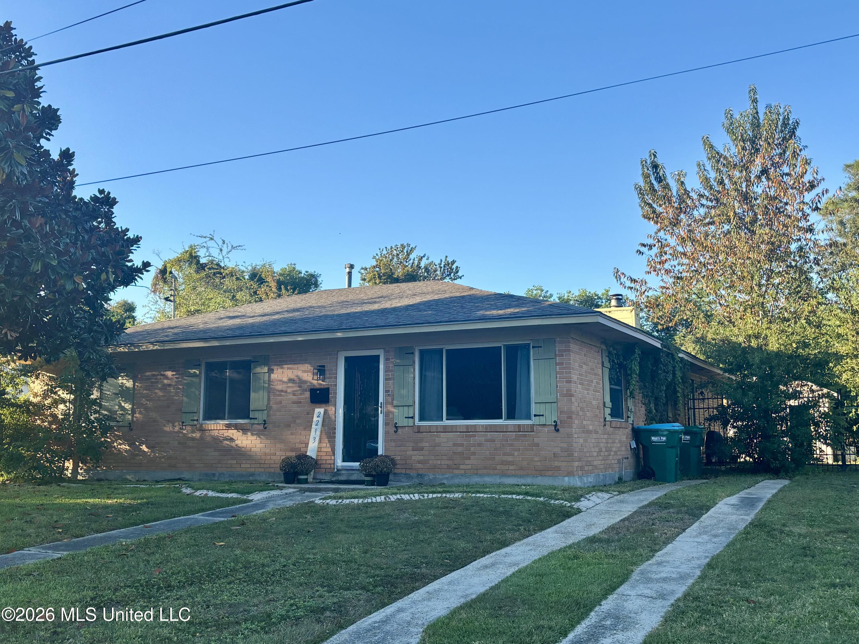 2213 North Street Property Photo 2