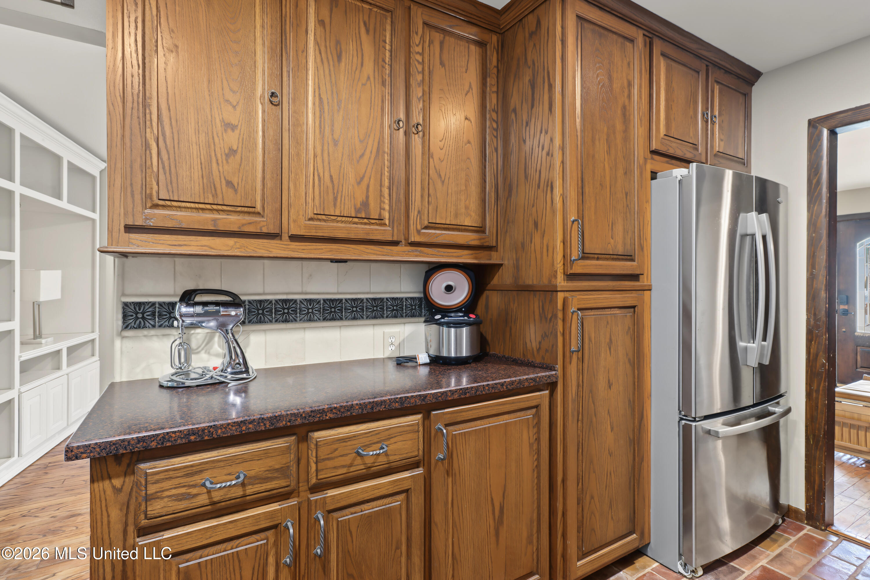 2213 North Street Property Photo 9