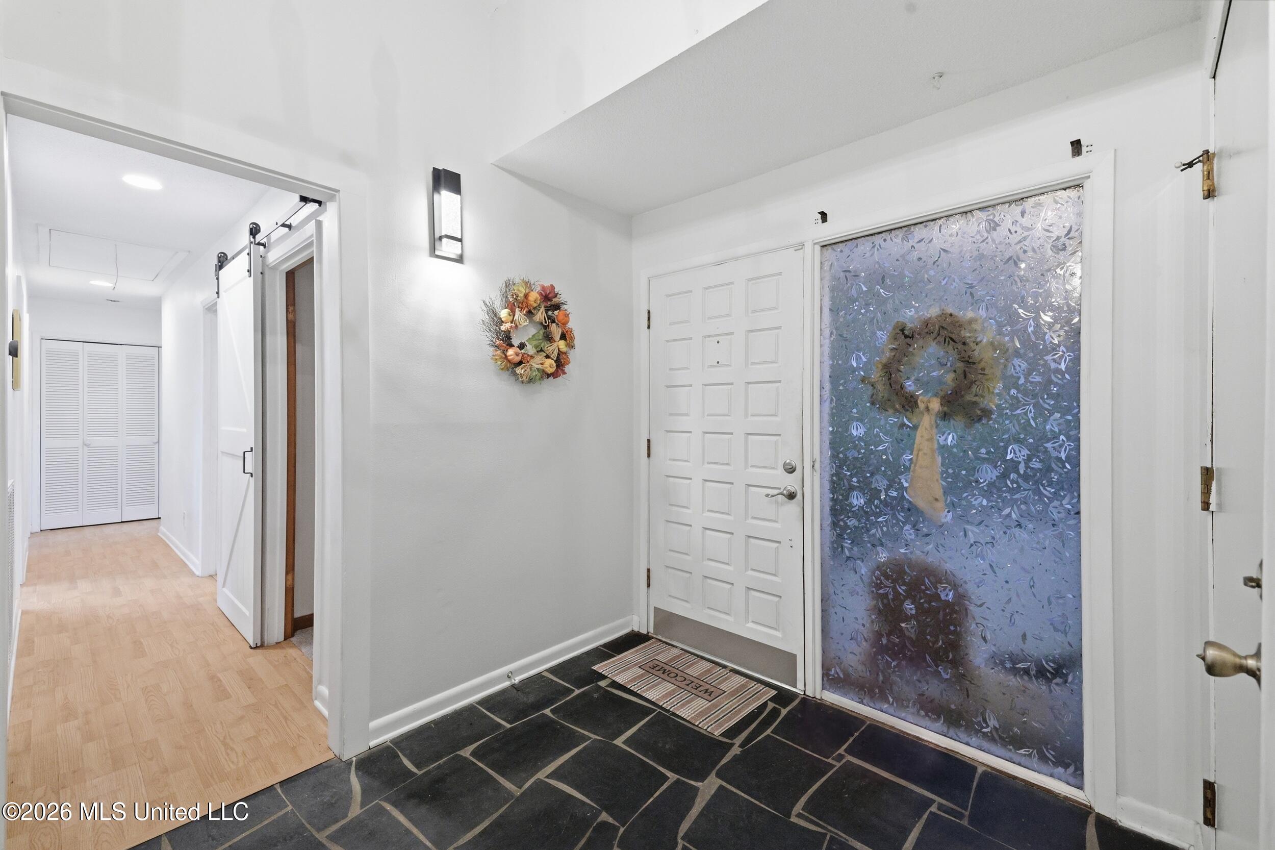 5420 E Diamondhead Drive Property Photo 9