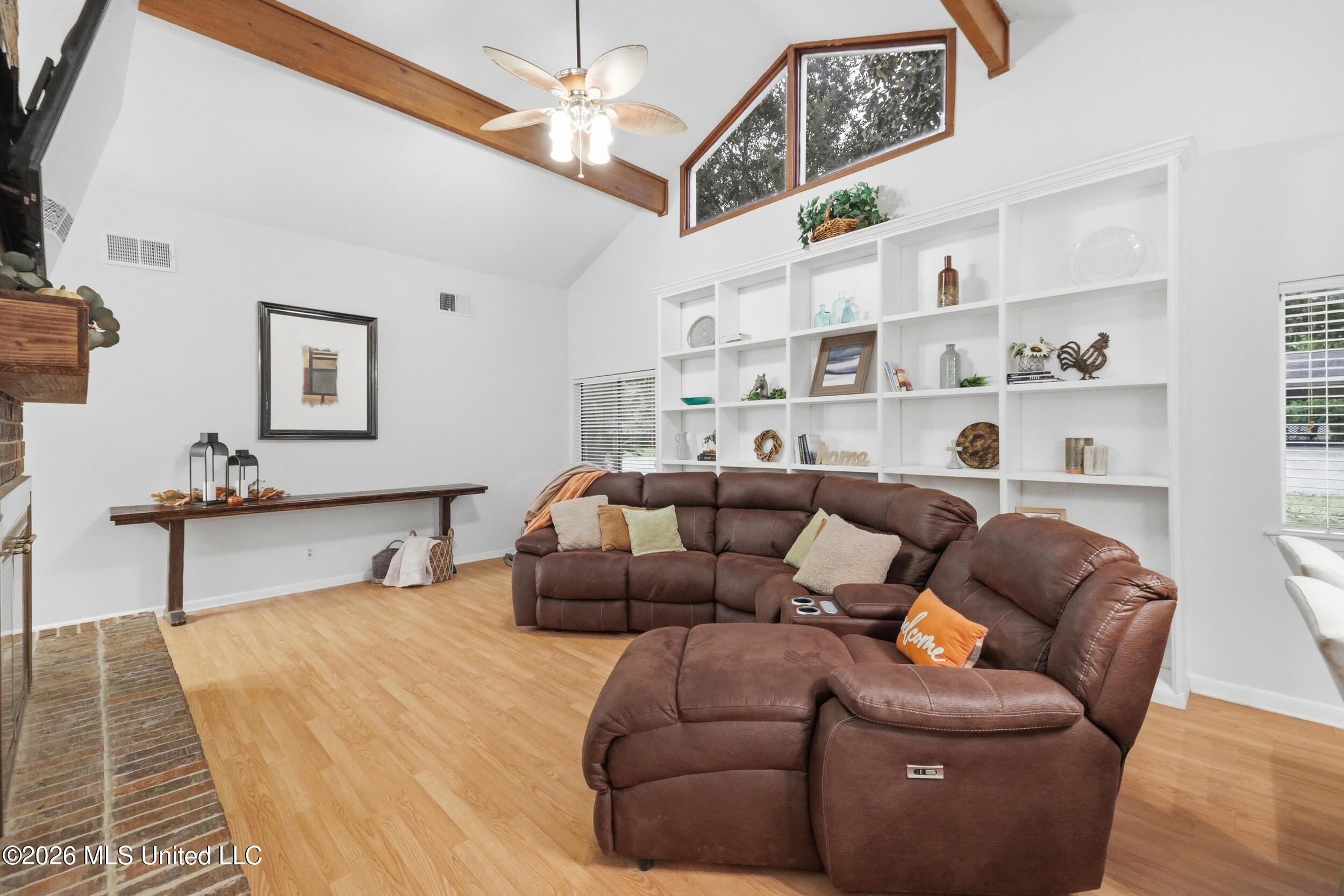 5420 E Diamondhead Drive Property Photo 13