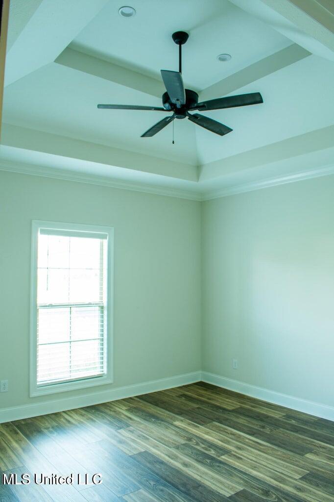 231 Buttonwood Lane Property Photo 10