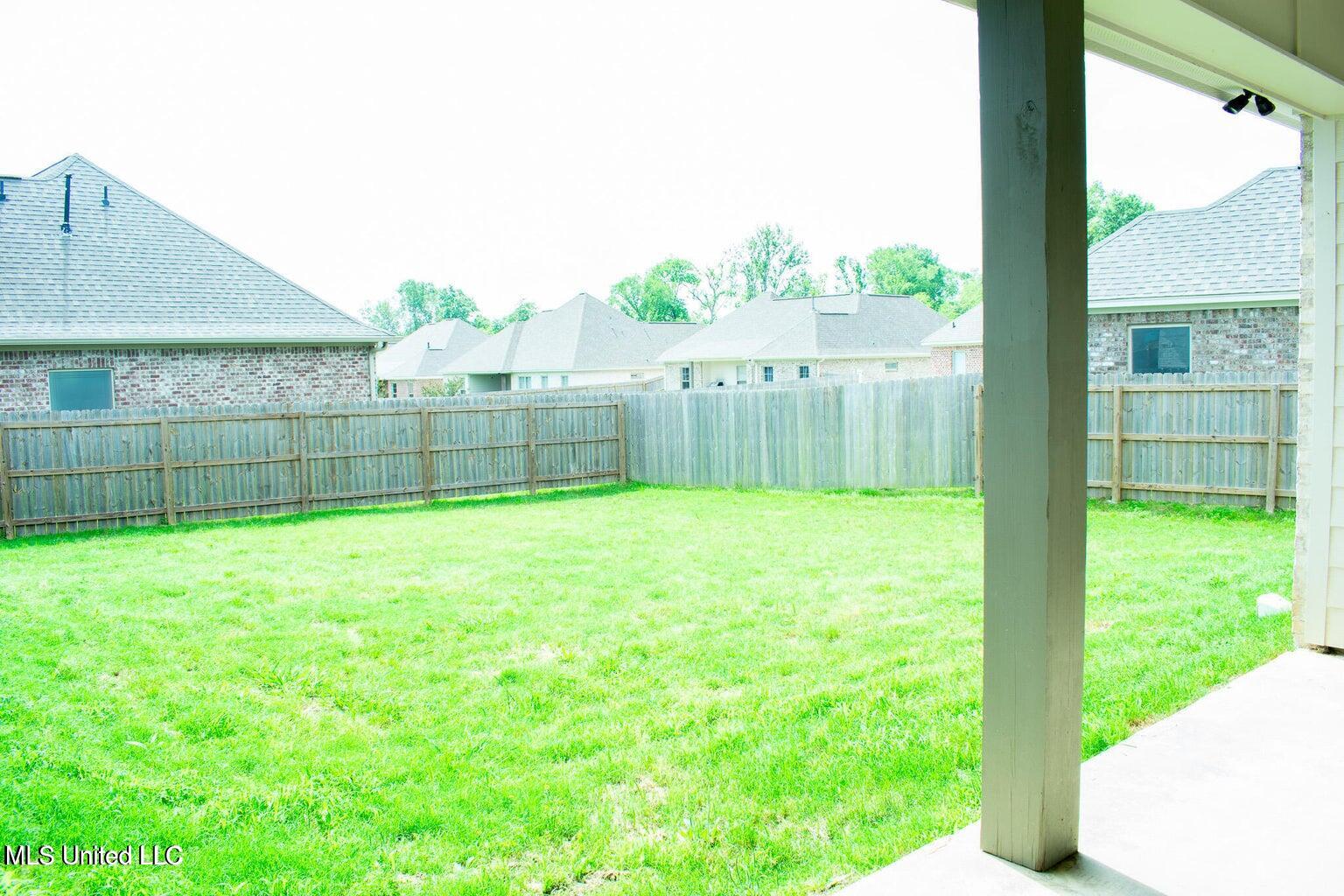 231 Buttonwood Lane Property Photo 19