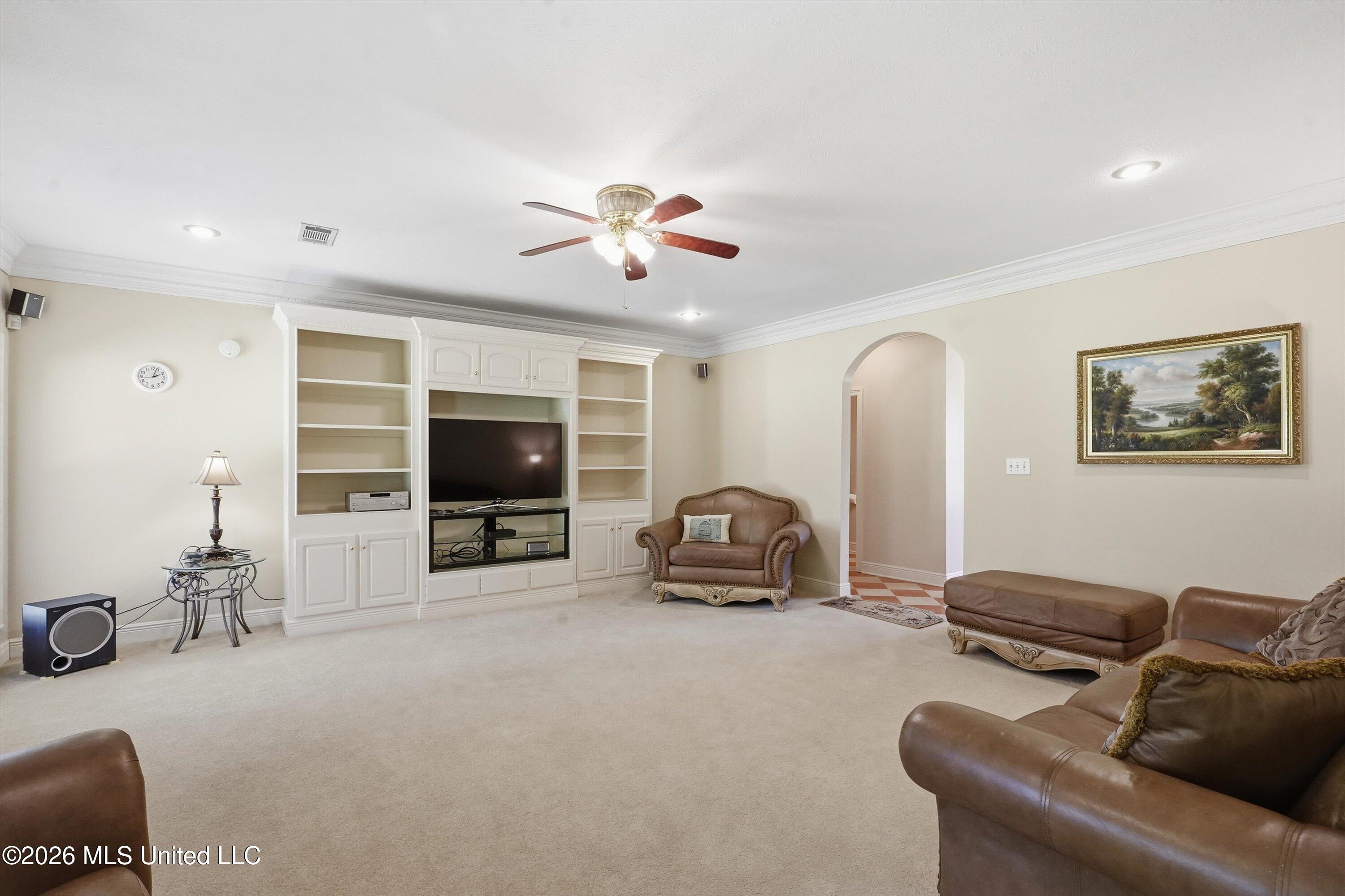 2020 Elizabeth Chapman Drive Property Photo 16