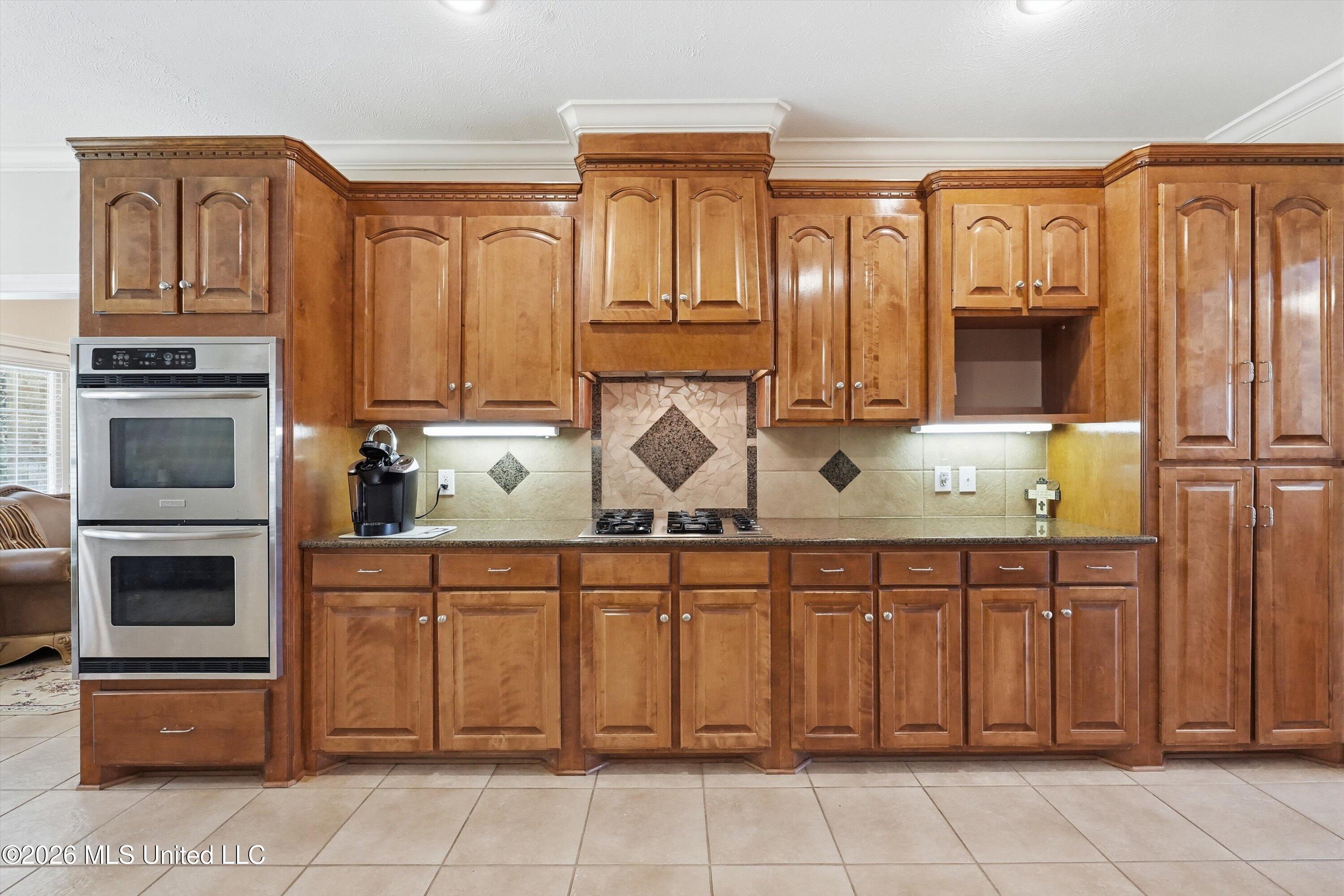 2020 Elizabeth Chapman Drive Property Photo 18