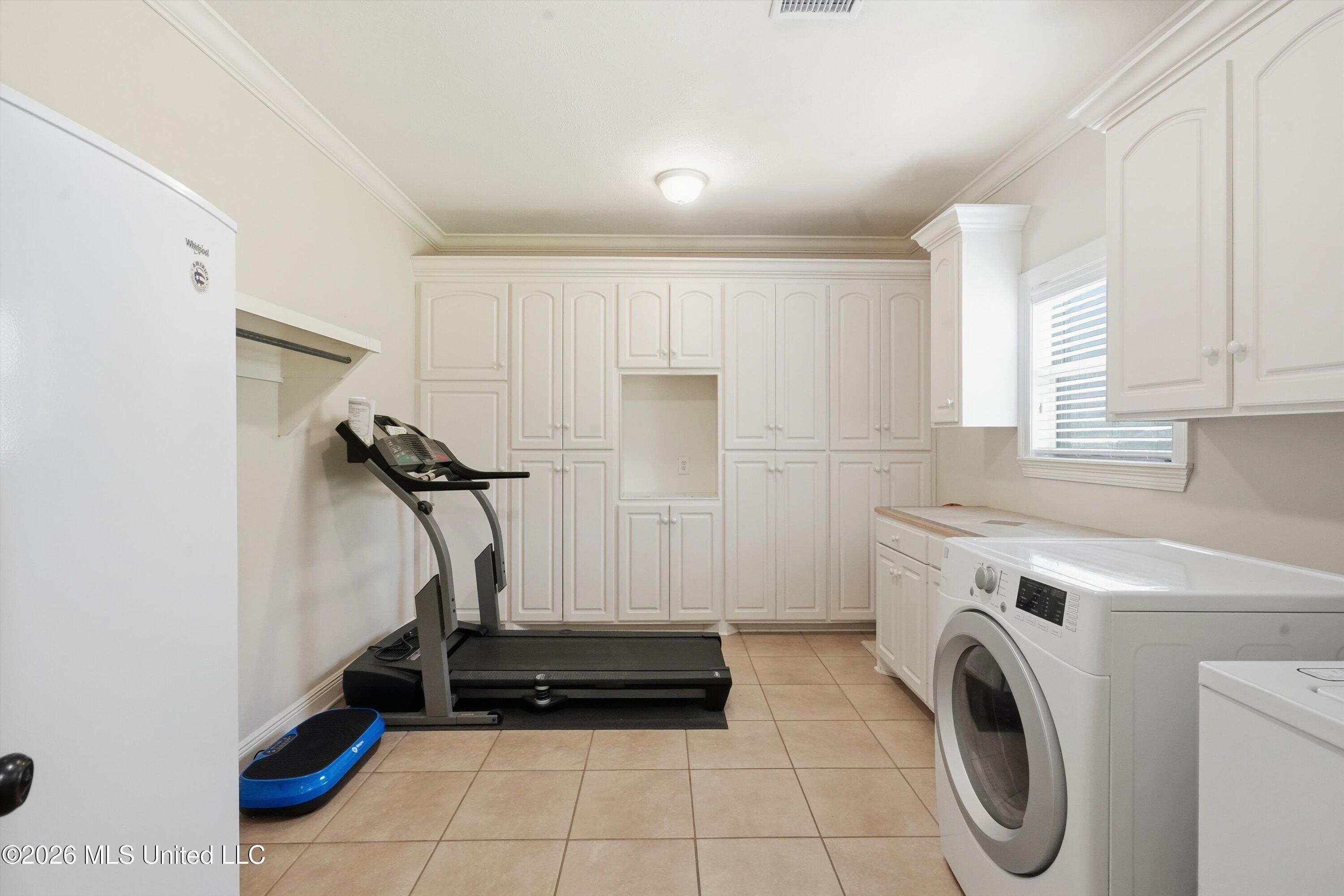 2020 Elizabeth Chapman Drive Property Photo 25