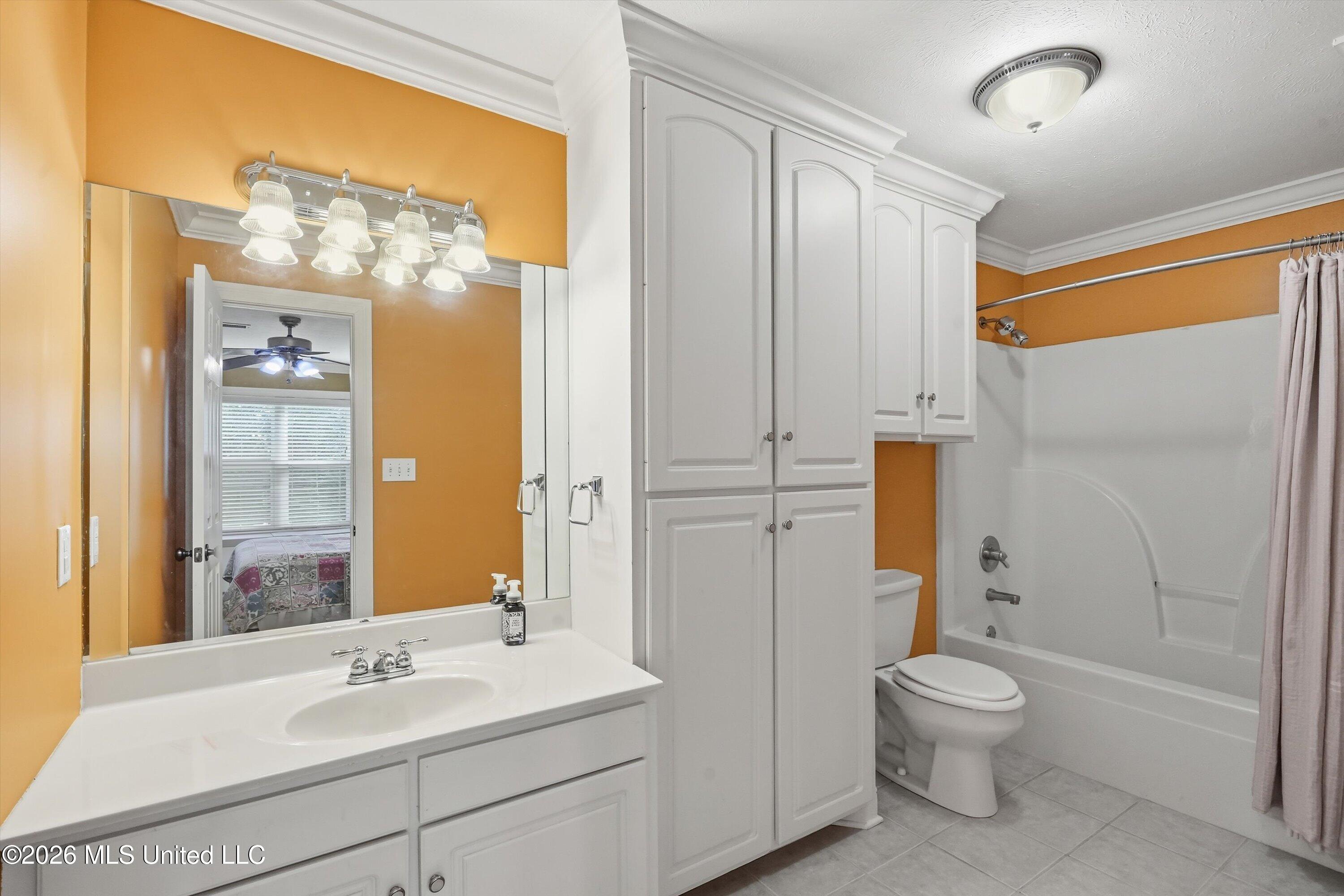 2020 Elizabeth Chapman Drive Property Photo 44